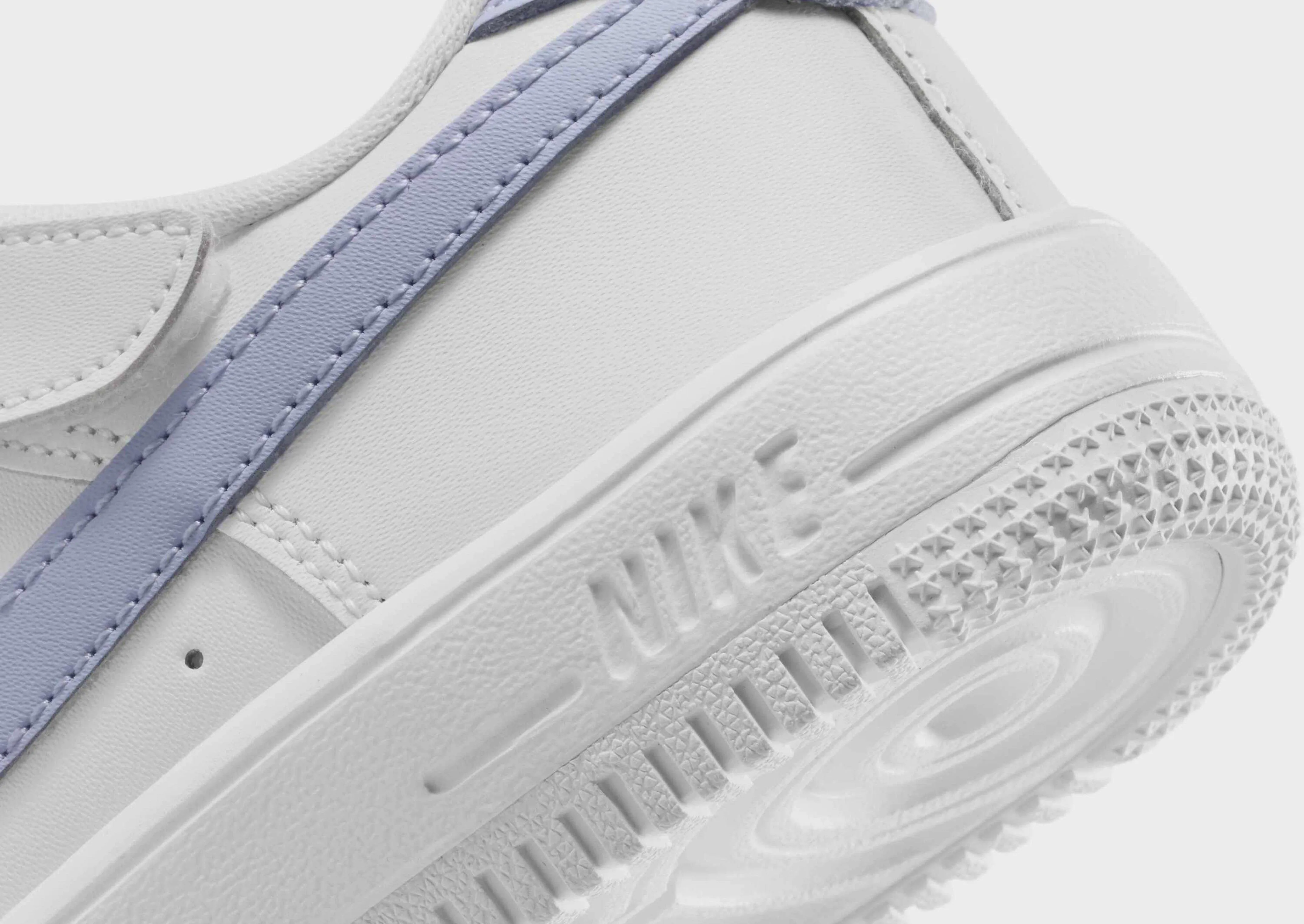 Force 1 Low EasyOn Children's Campus Tour Comfortable Support