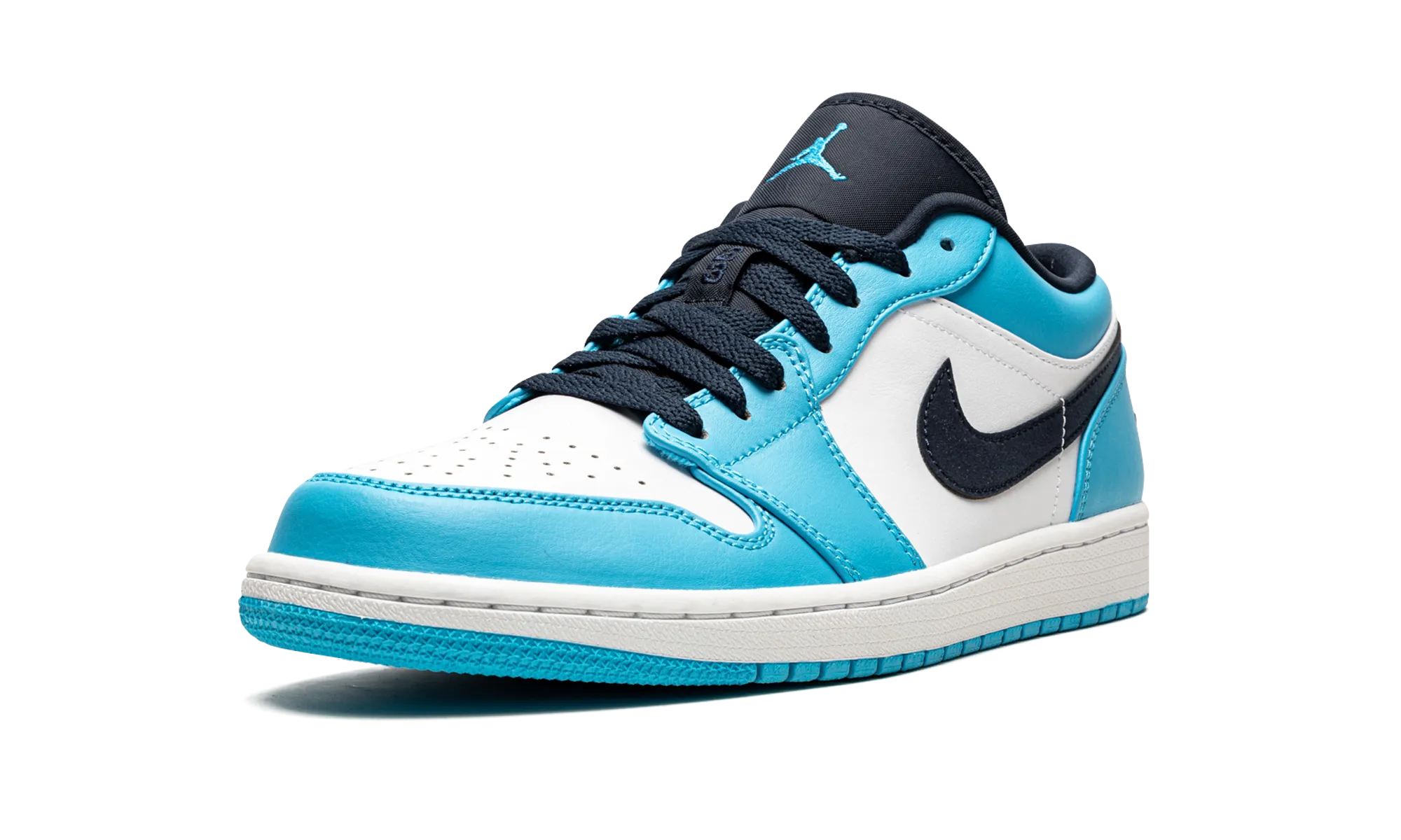 Air Jordan 1 Low "UNC" MultiDirectionalTread Fashion Must-Have