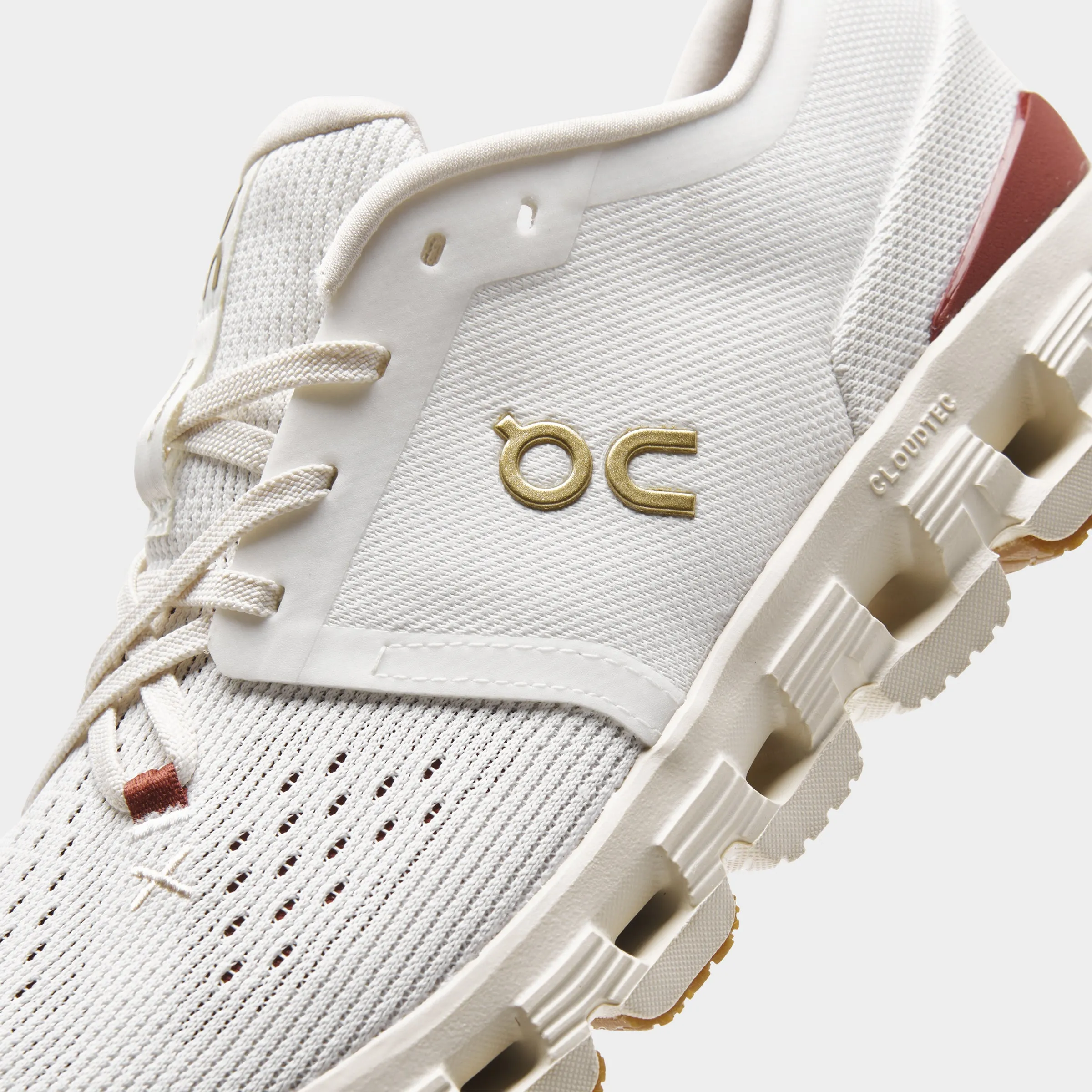 Fitness Vibe Classic Chic On Cloud X 4 Ivory / Cream