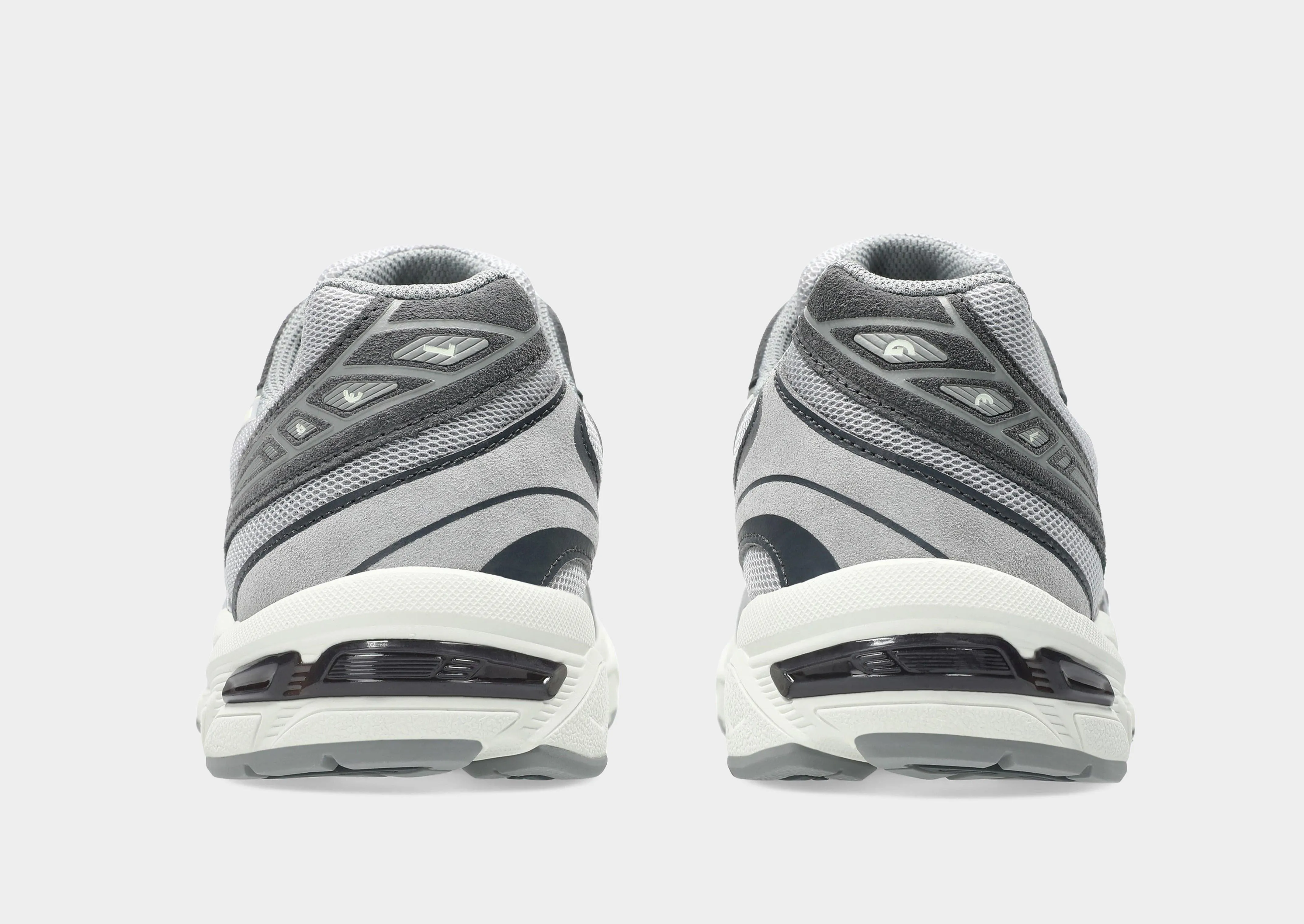 GEL-1130 custom-fit toe roomy