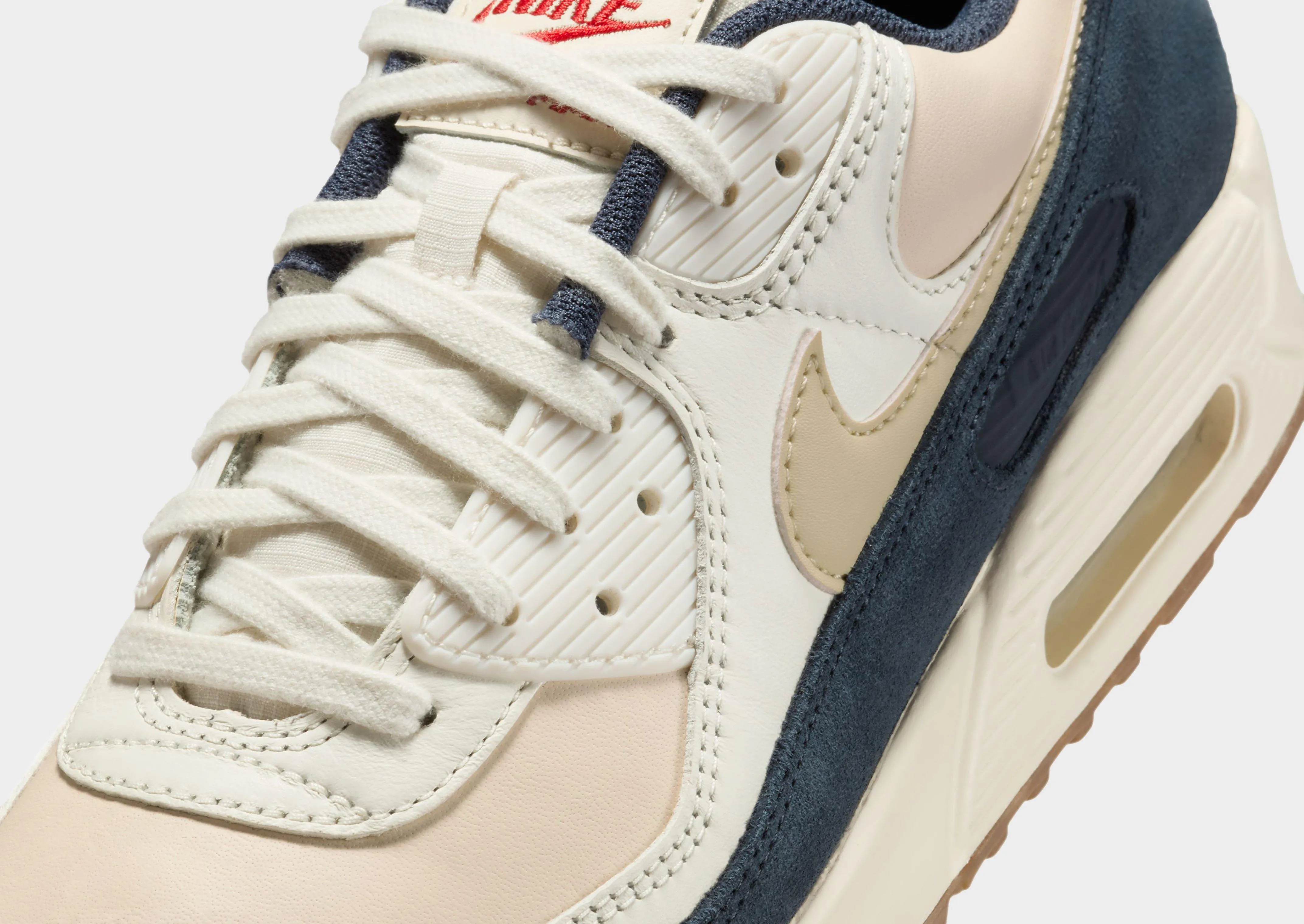 Air Max 90 Slim Design Foot Impact