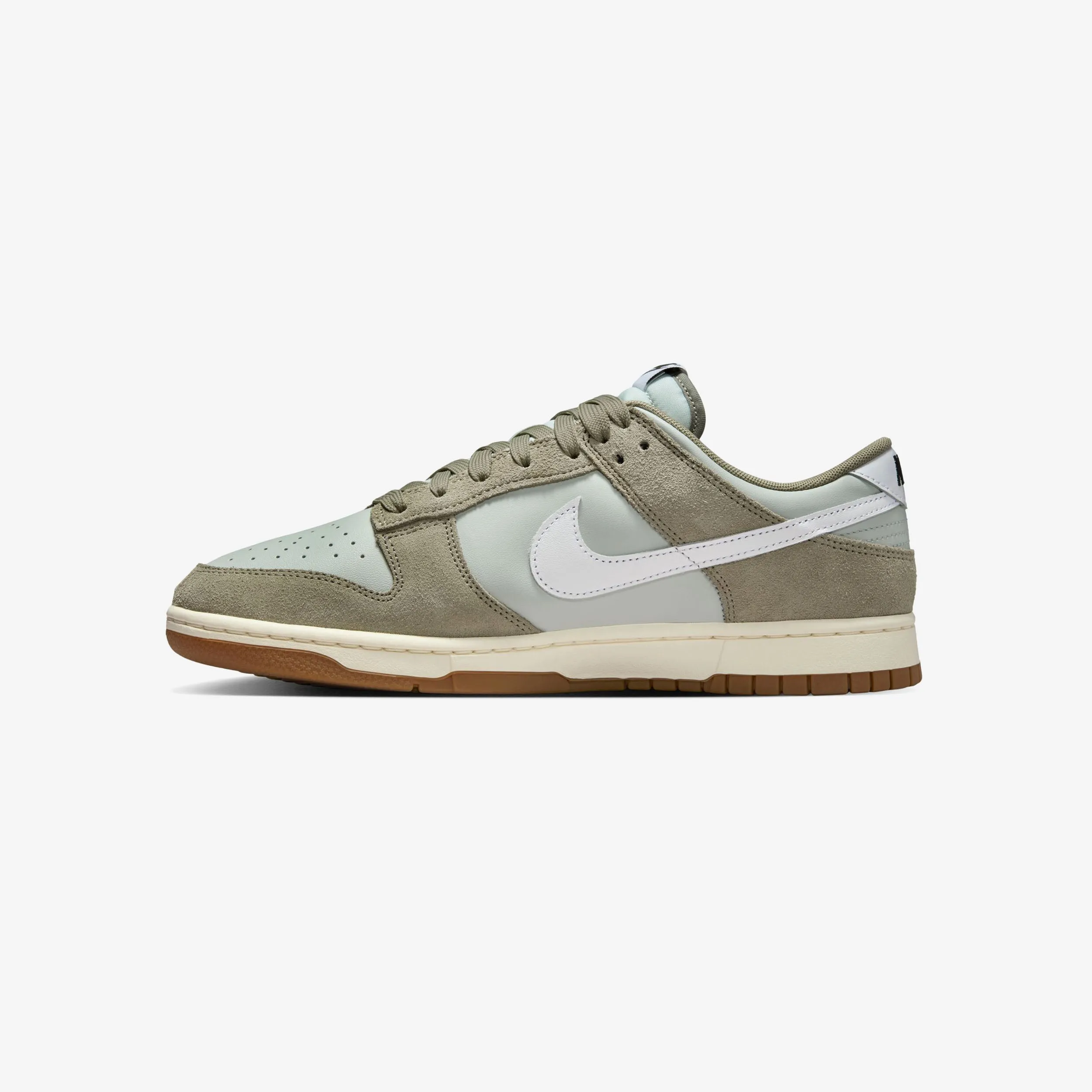 Effortless support Dunk Low Retro Se