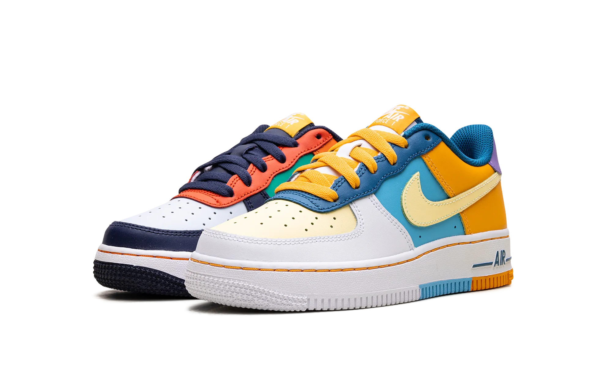 Grade School Nike AIR FORCE 1 LOW "WHAT THE AF1" Daily Commuting