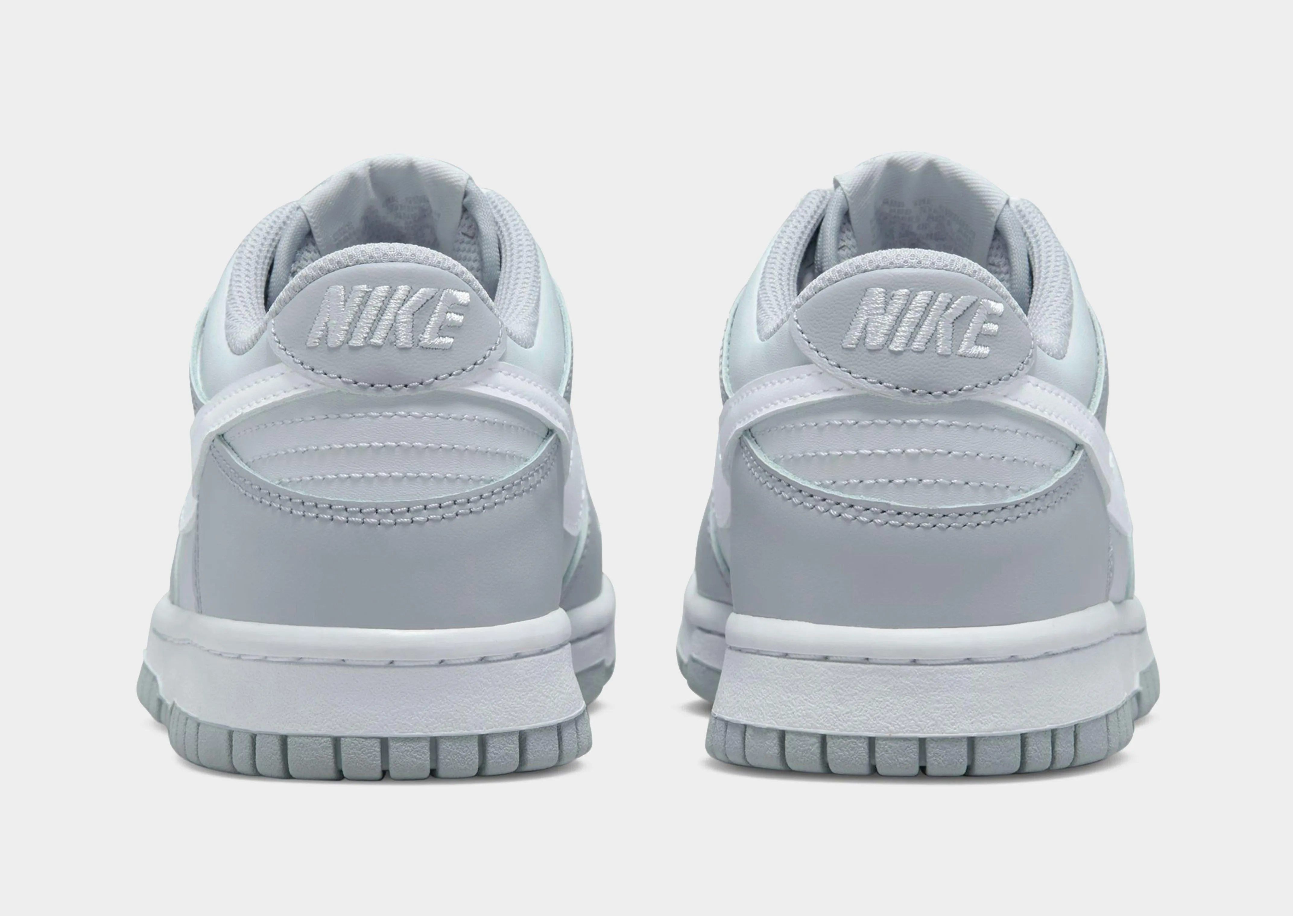 Dunk Low Junior's Friend Pace Timeless Use