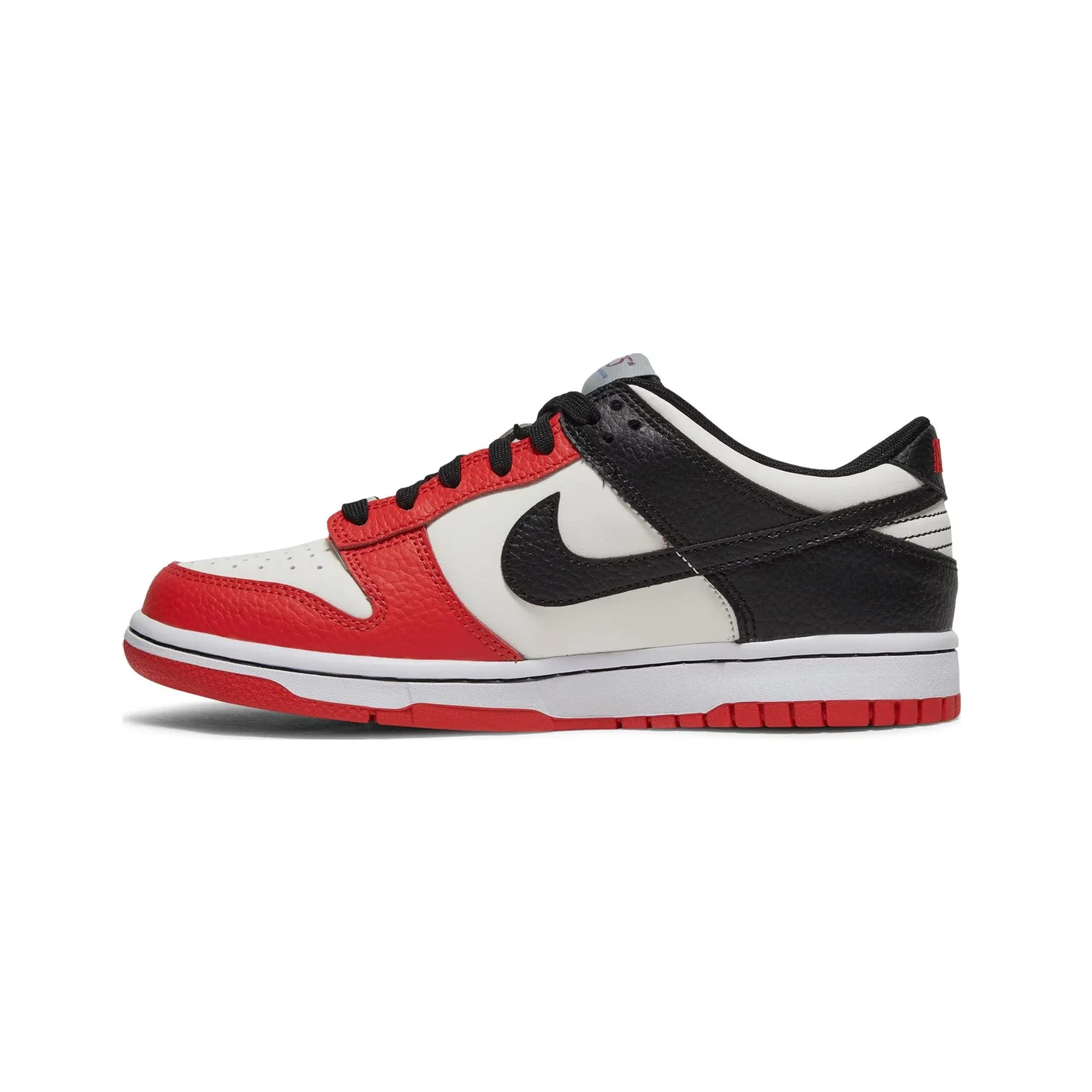 Neutral Top Nike Dunk Low 'EMB NBA 75th Anniversary Chicago' GS (2022)
