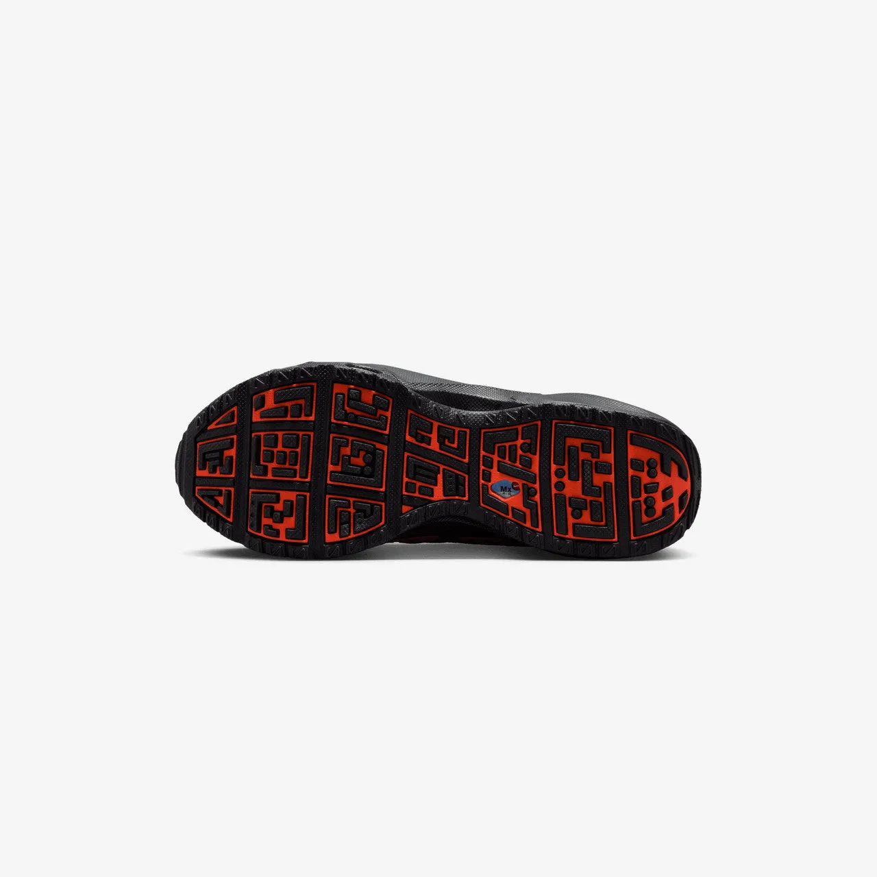 Wmns Air Max SNDR GTX Water resistant coating