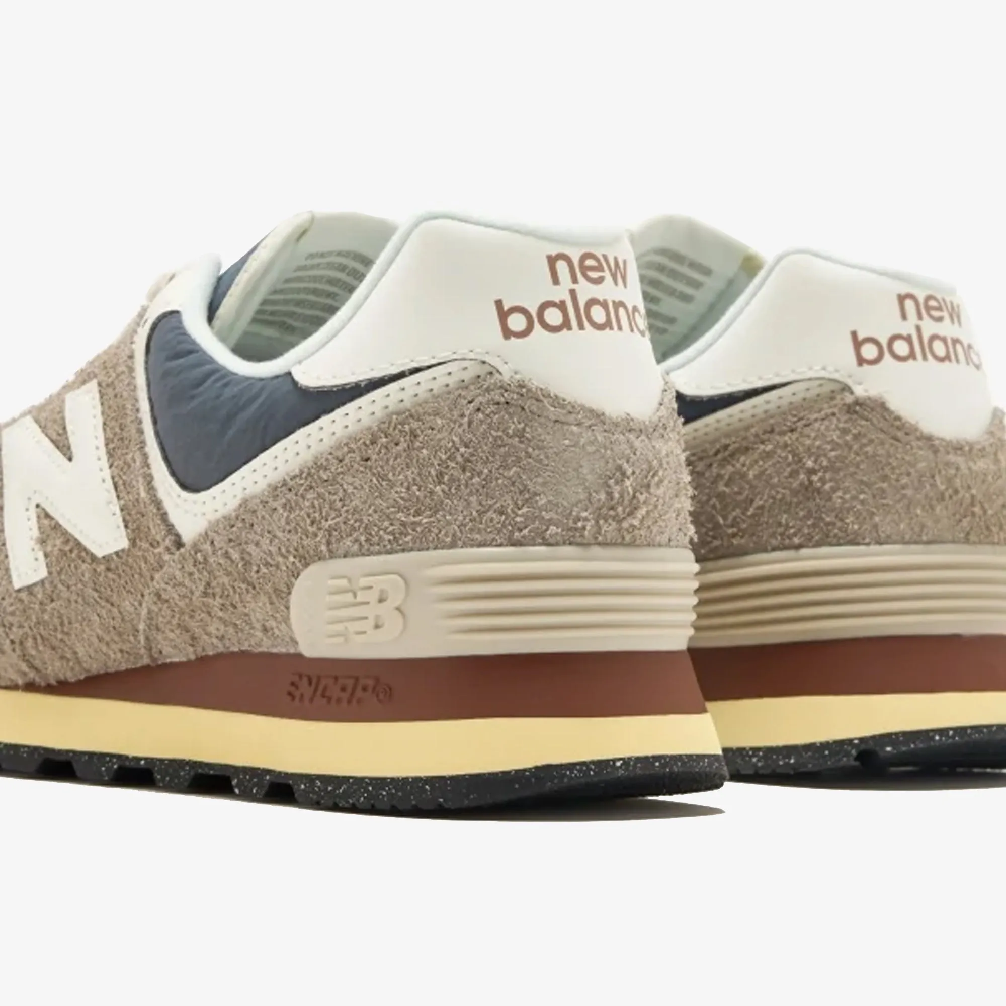 running pants artistic - event running gear New Balance | 574 { ARID STONE/SEA SALT