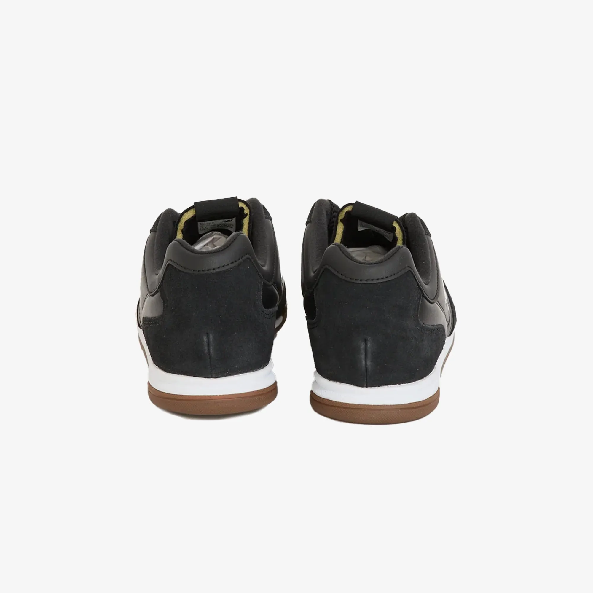 New Balance | RC42 { BLACK/WHITE hard - surface running option