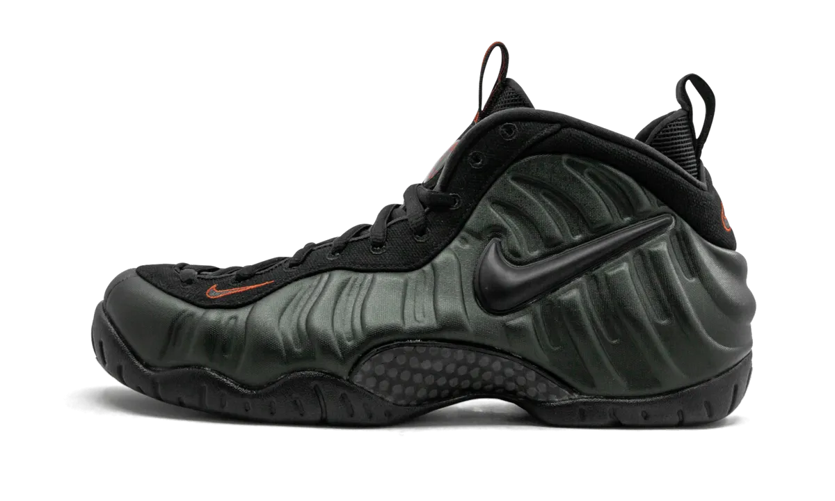 Bonded Overlay Construction Airflow channels Air Foamposite Pro "Sequoia"