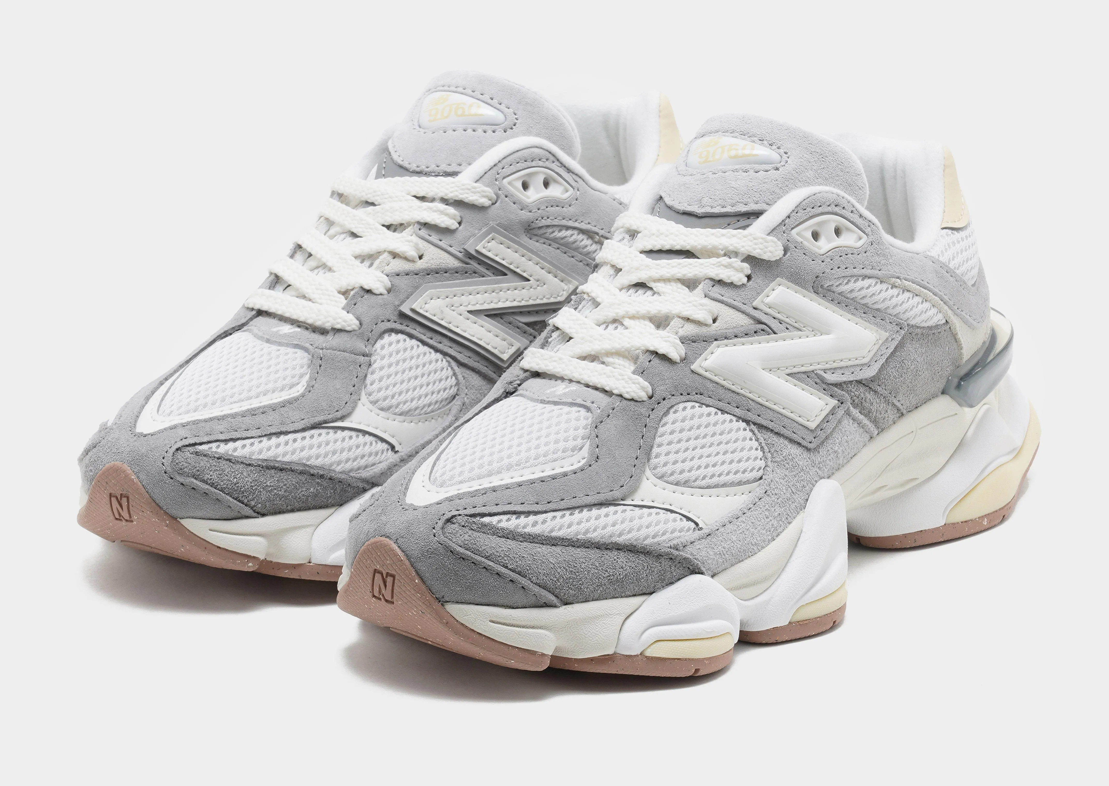 multi - directional traction shoes Branded quality 9060 Women's