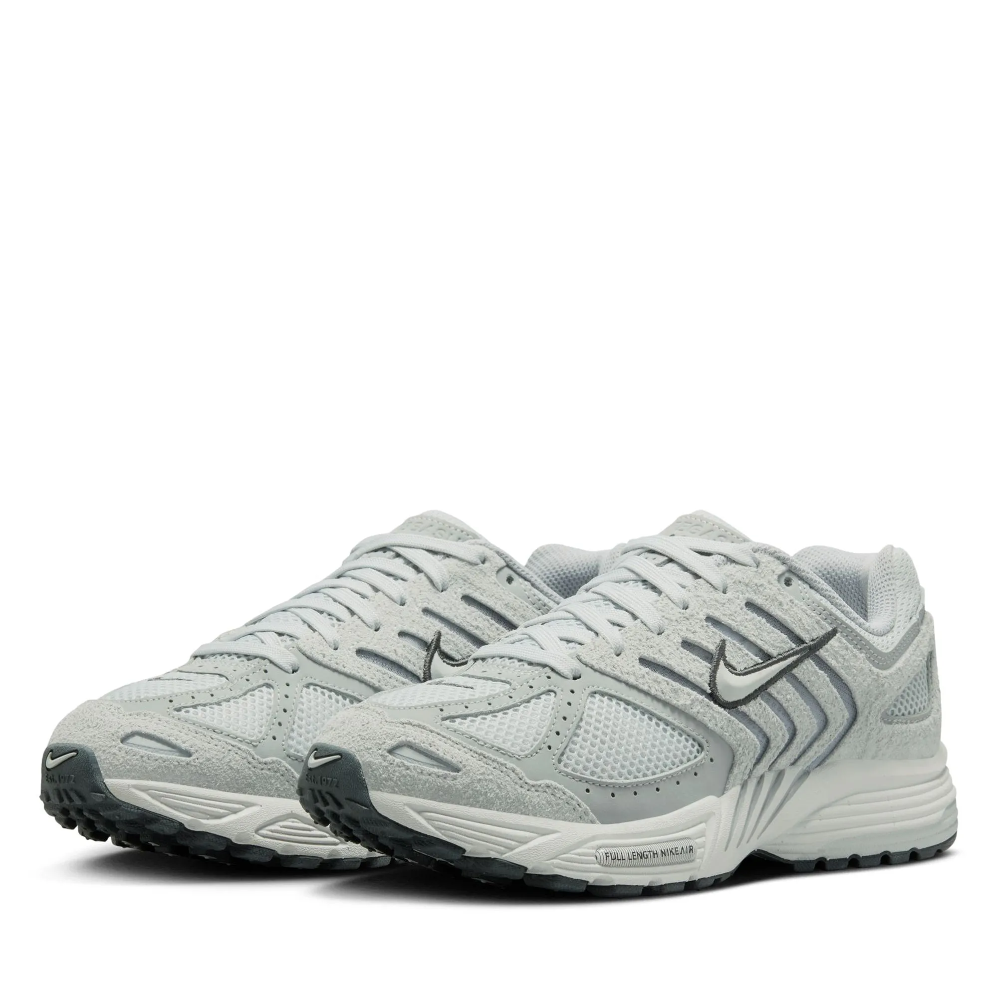 Women's Nike Air Pegasus 2005 - Pure Platinum/Metallic Platinum Outsole Traction