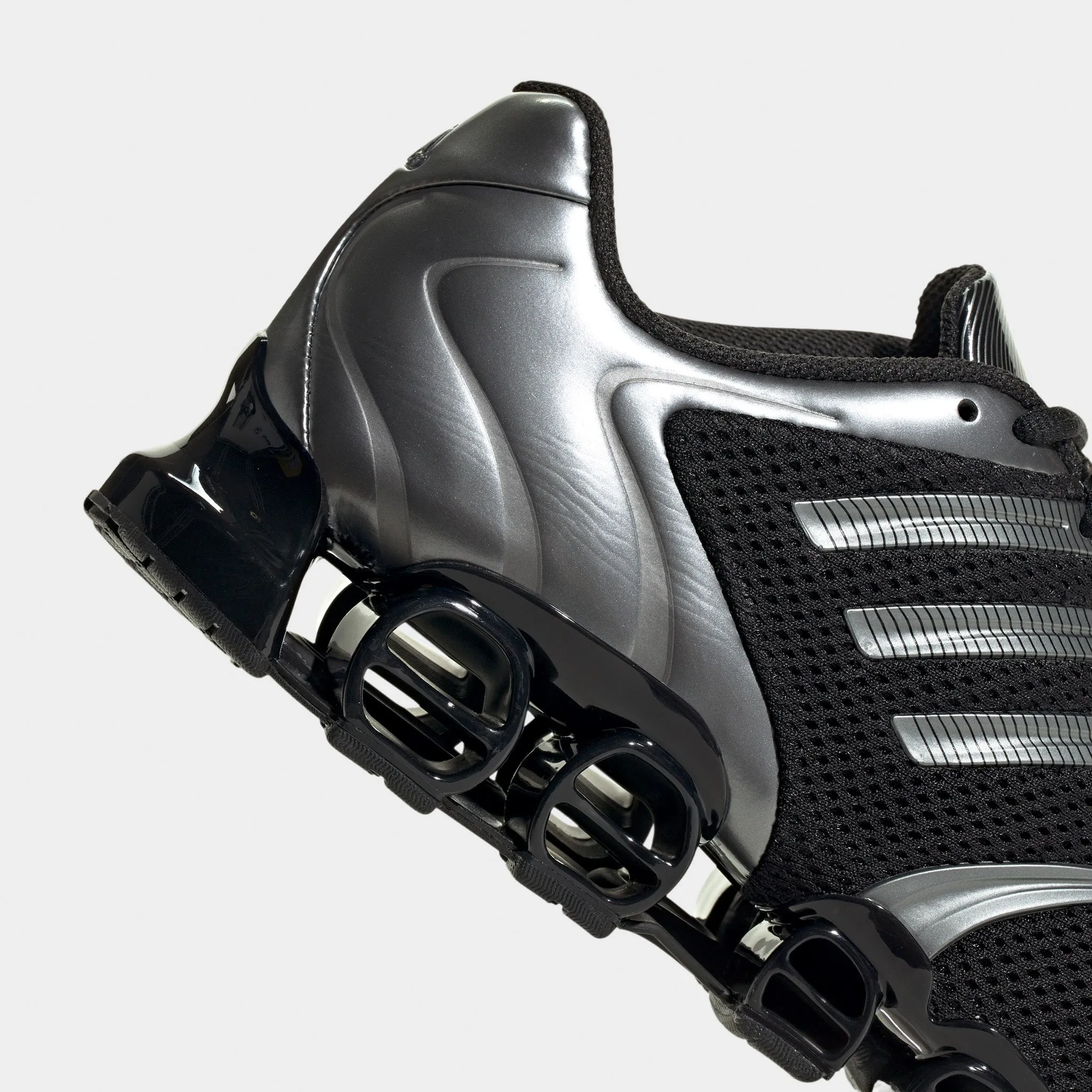 Comfortable Footwear Technology adidas Women's Mega Ghostride Core Black / Iron Metallic - Black