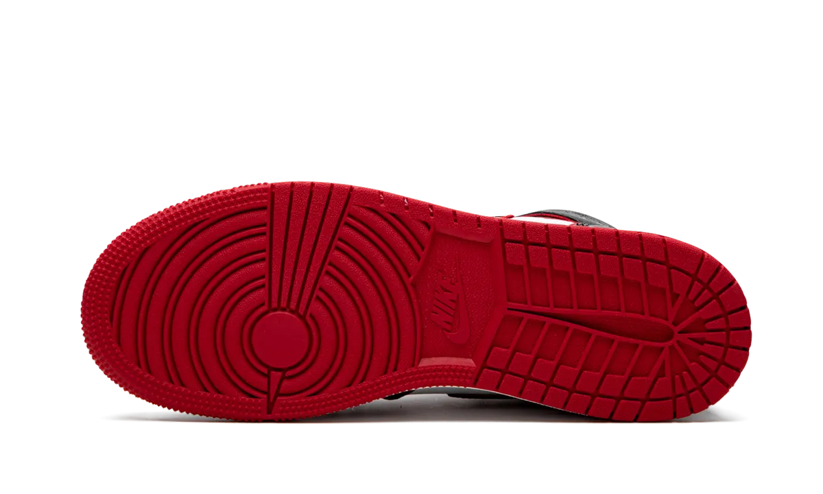 Air Jordan 1 Retro High OG GS "Meant to Fly" Rugged Traction Good Support