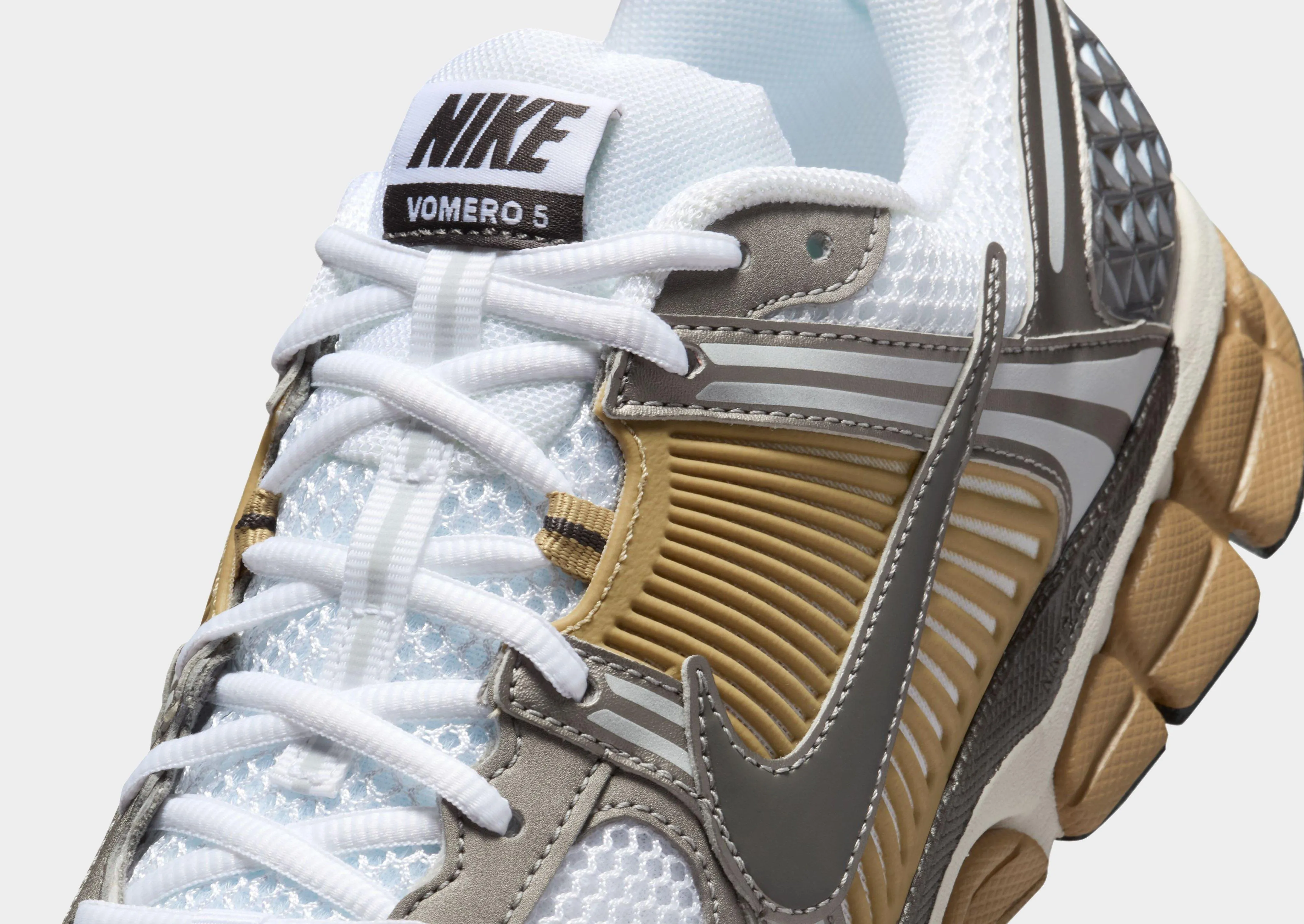 Marathon - running Zoom Vomero 5