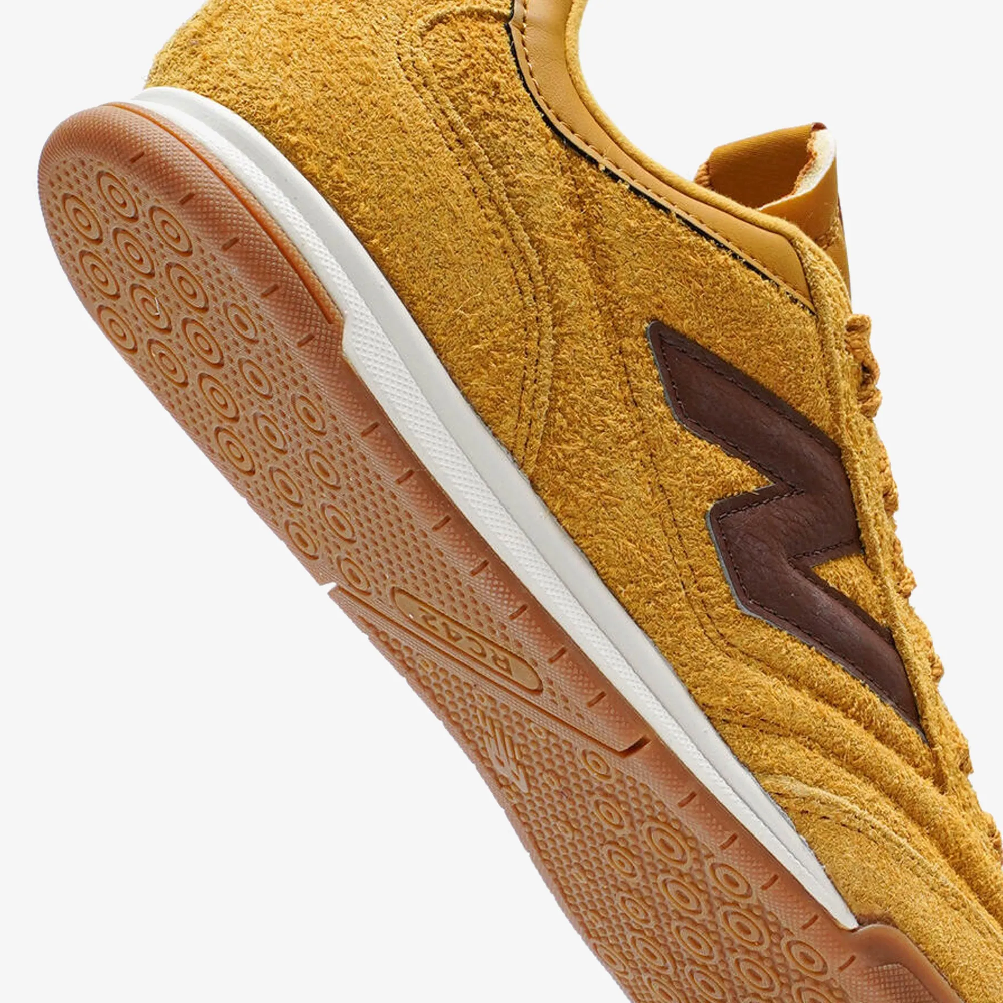 fade - resistant improved performance New Balance | RC42 { BUTTERSCOTCH/RICH