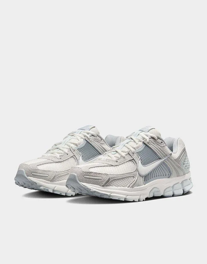 good grip shoe property Zoom Vomero 5 Women's