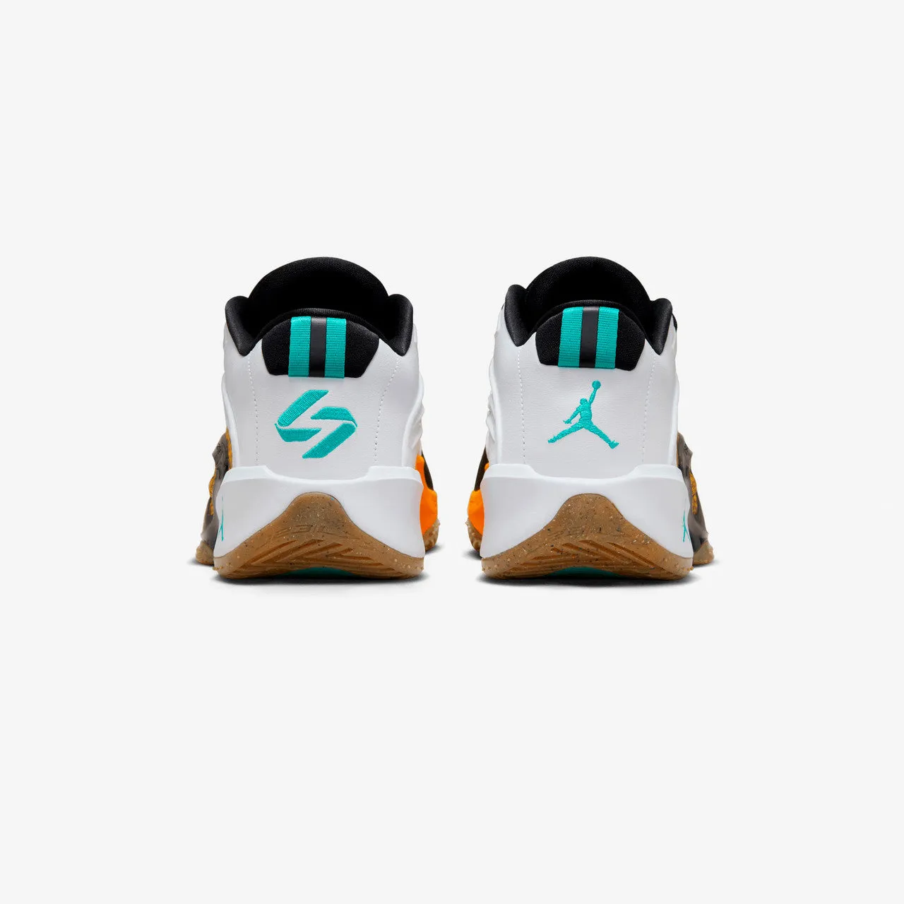 Jordan Luka 3 Ergonomic Footbed Design Breathable frame