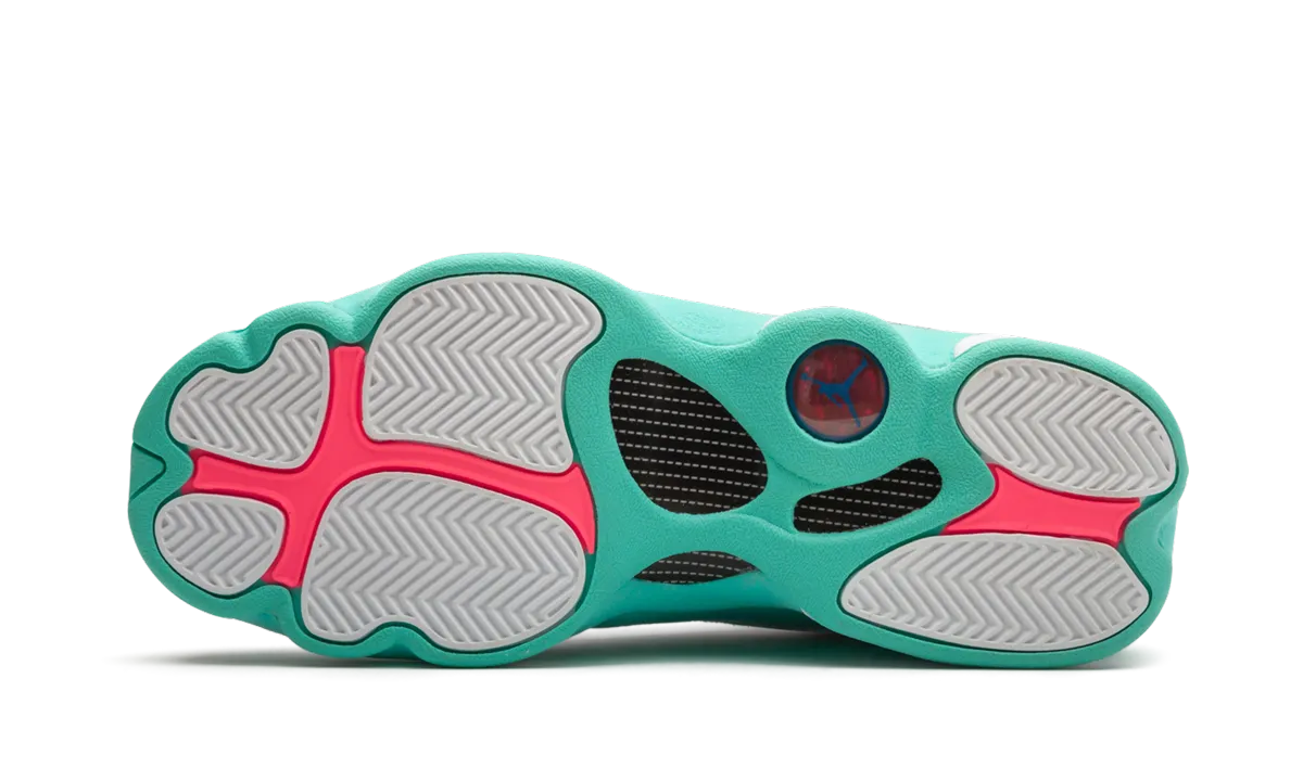 Air Jordan 13 GS "Aurora Green" Fashion-forward materials