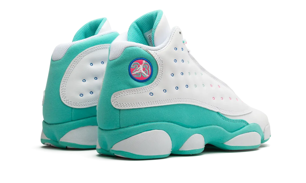 Sneaker Display Flex Walk Air Jordan 13 GS "Aurora Green"