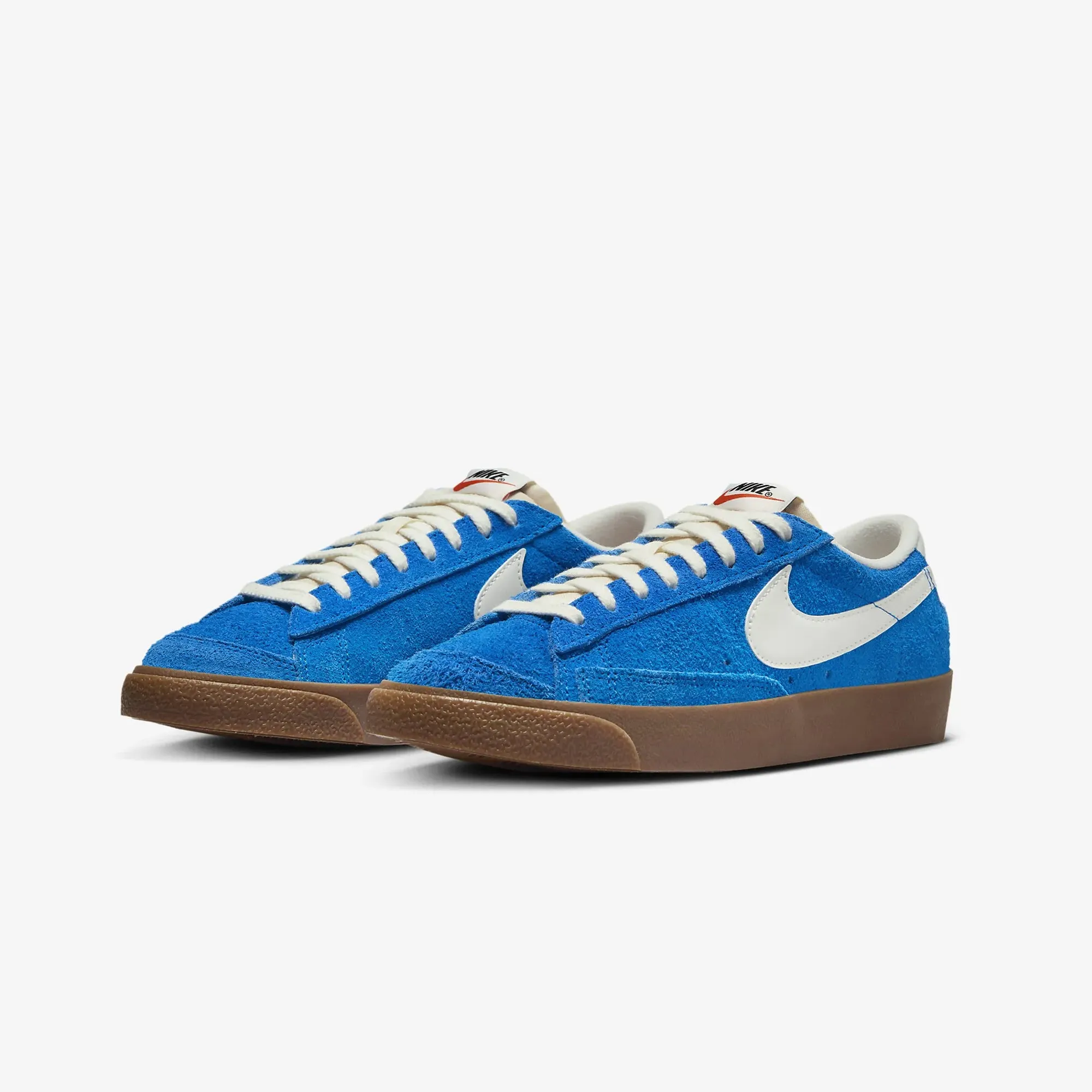 Nike | BLAZER LOW '77 VINTAGE { PHOTO BLUE/SAIL-GUM MED BROWN-BLACK Iconic silhouette