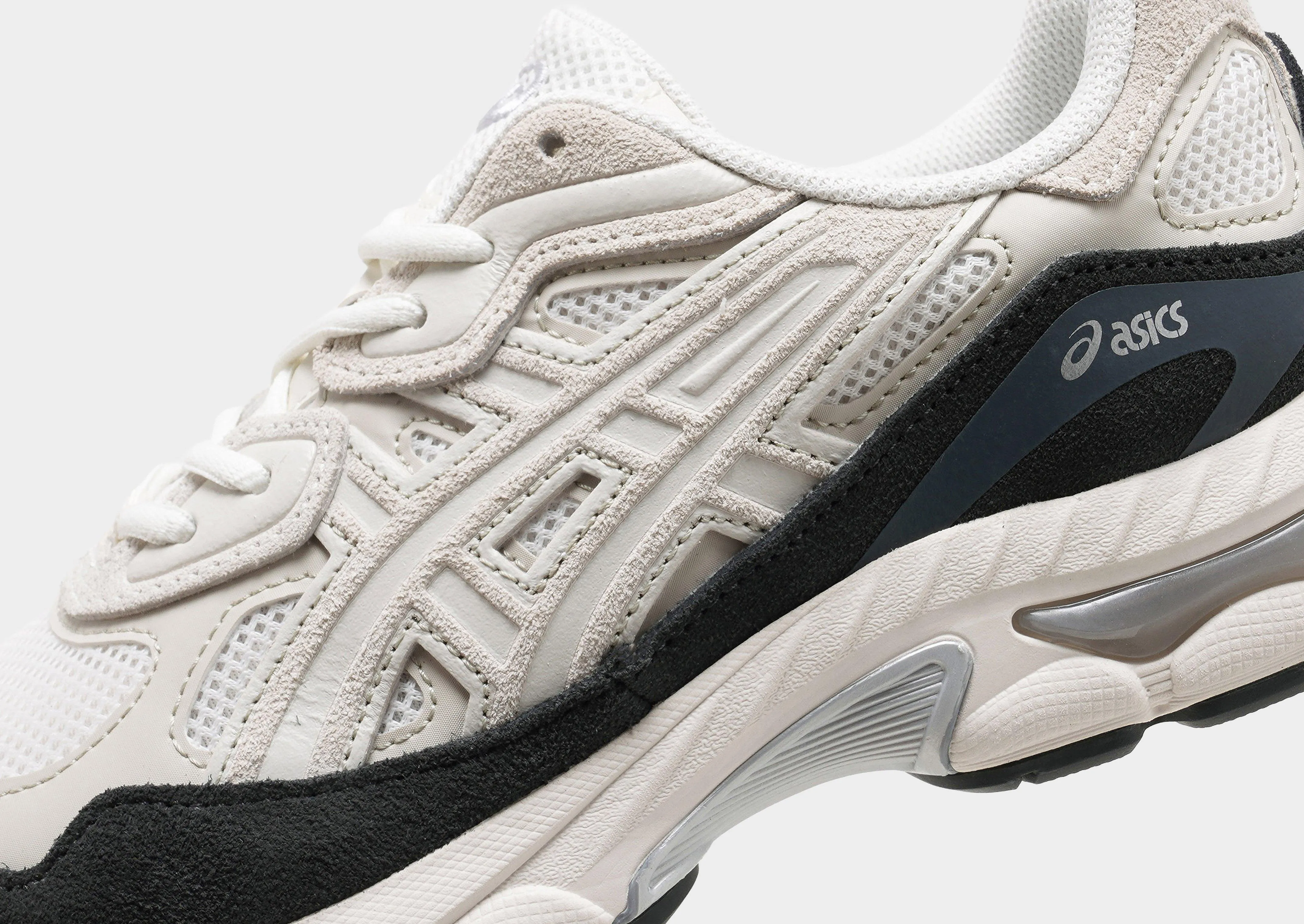 GEL-NYC Junior's Cushioned Midsole Geometry Chic Wear