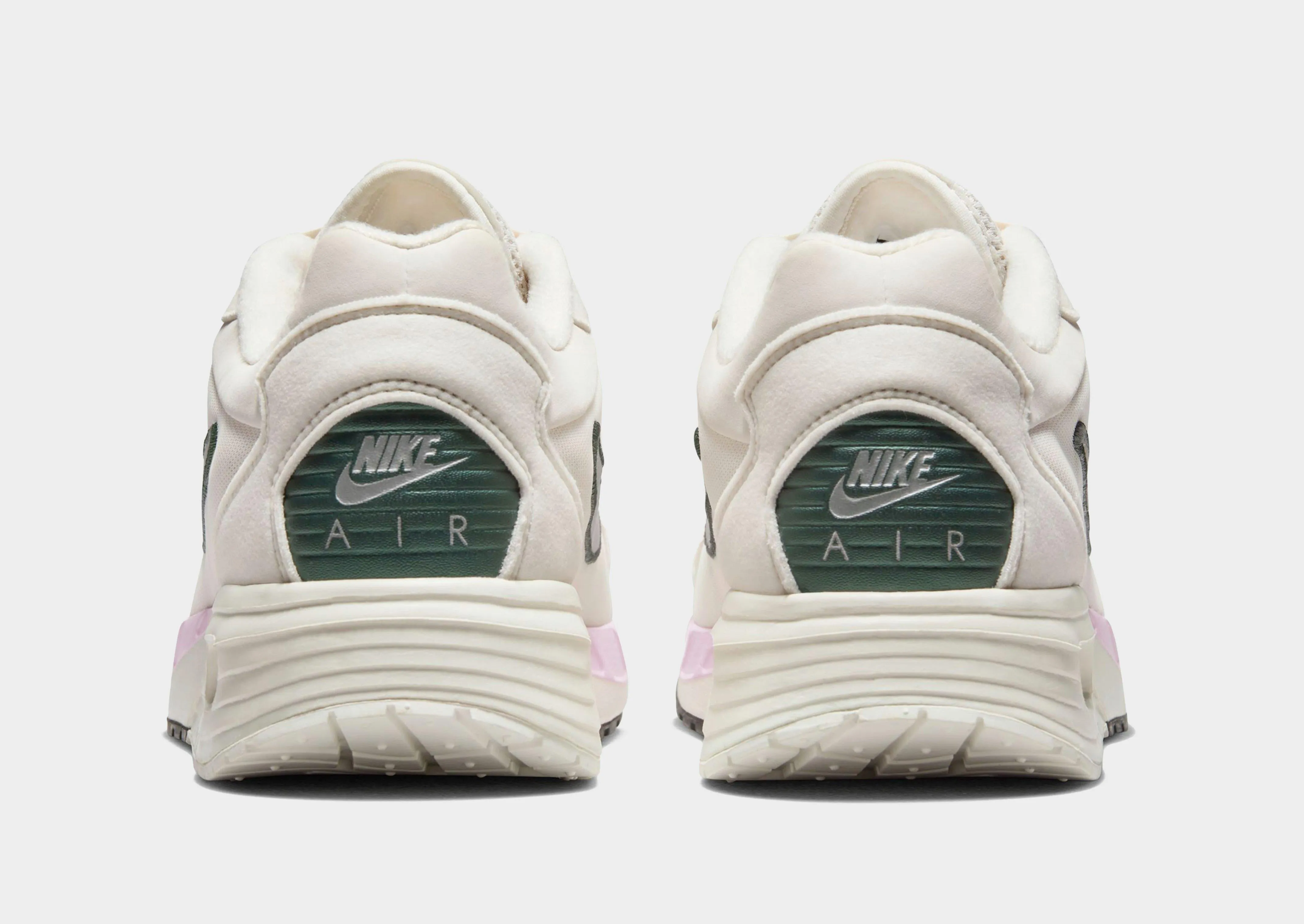 Air Max Solo Women's Durable Construction