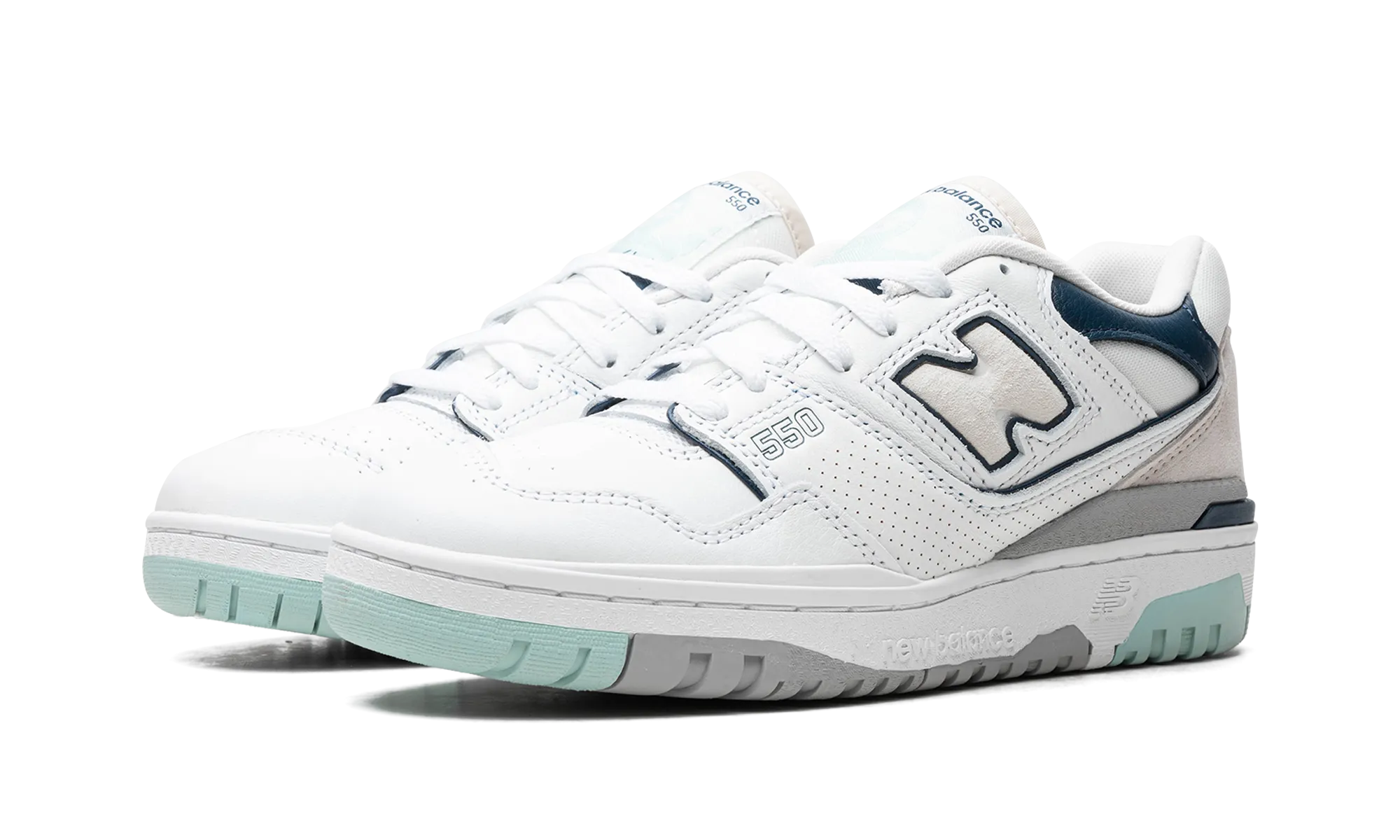 550 "White / Winter Fog" flexible nylon shoes