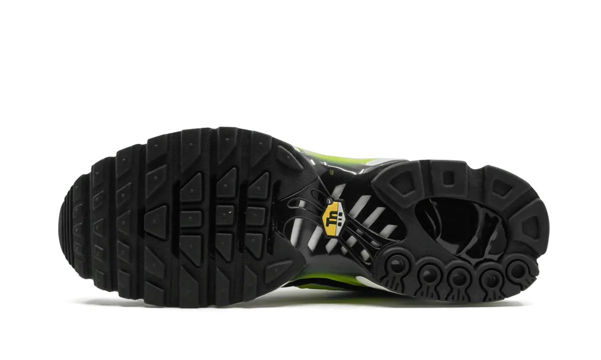 Air Max Plus "Black Volt" matte - finish - design shoes non - branded shoes