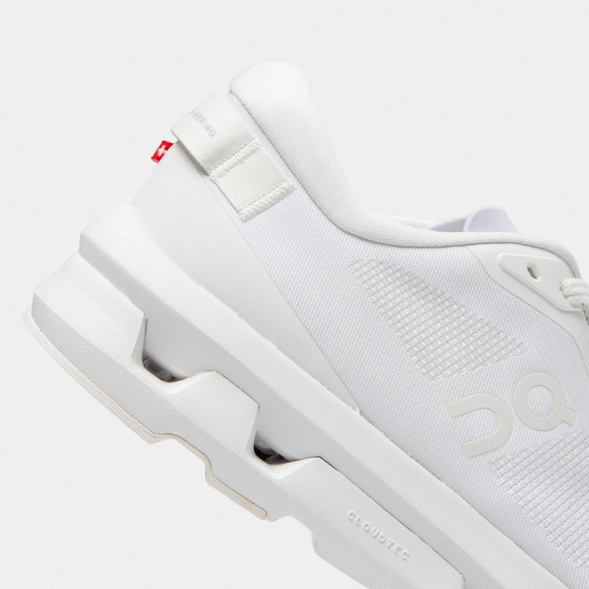 On Women's Cloudzone White / White Comfort Lining Canvas Cool