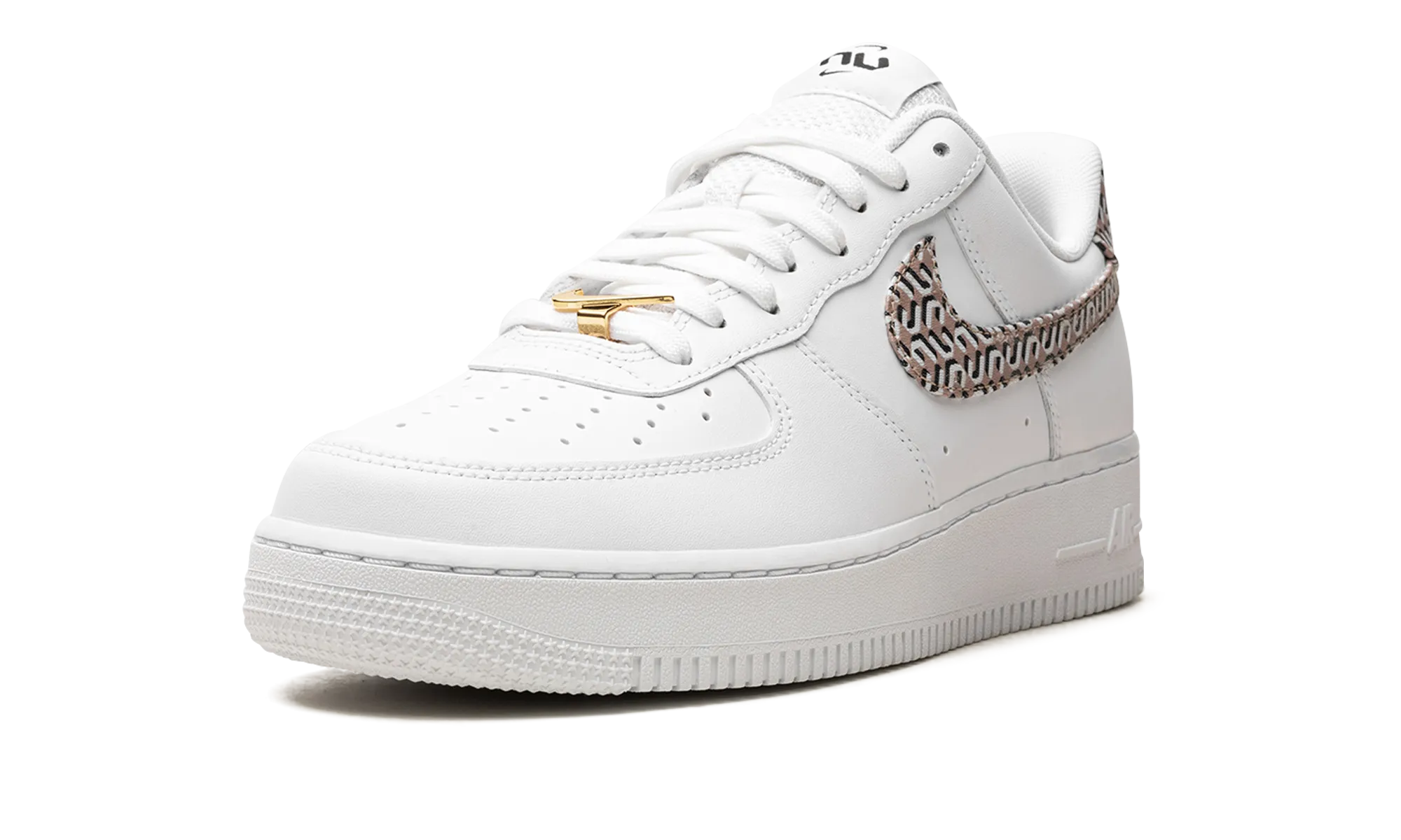 AIR FORCE 1 LO WMNS "United In Victory - White" Free Motion