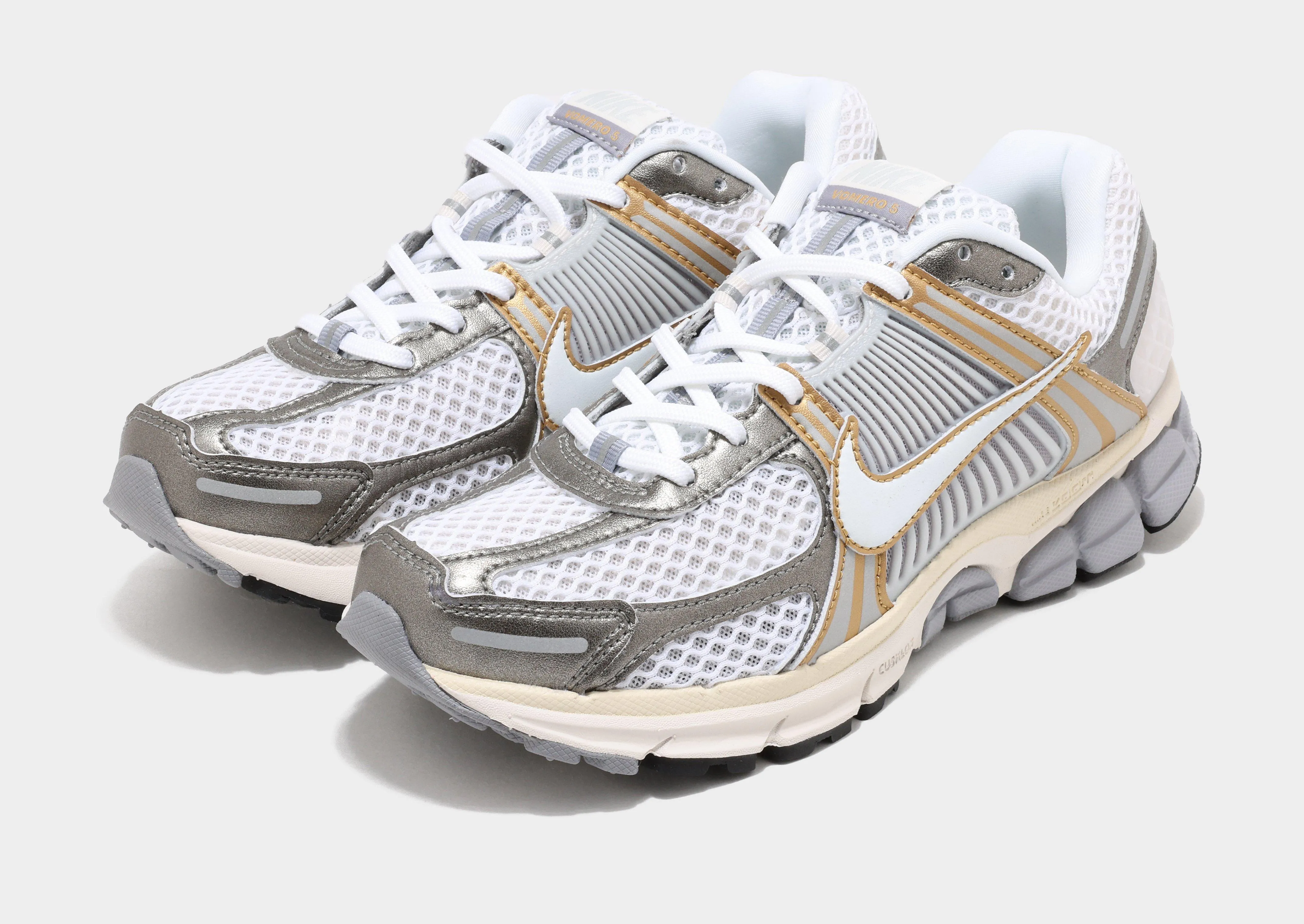 Zoom Vomero 5 global - themed running option