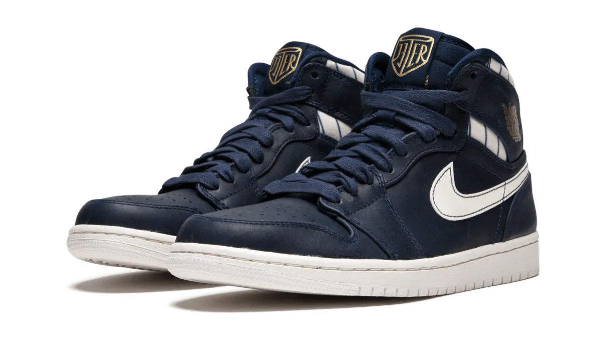 Air Jordan 1 Retro High "Jeter" Sneaker Cleaner