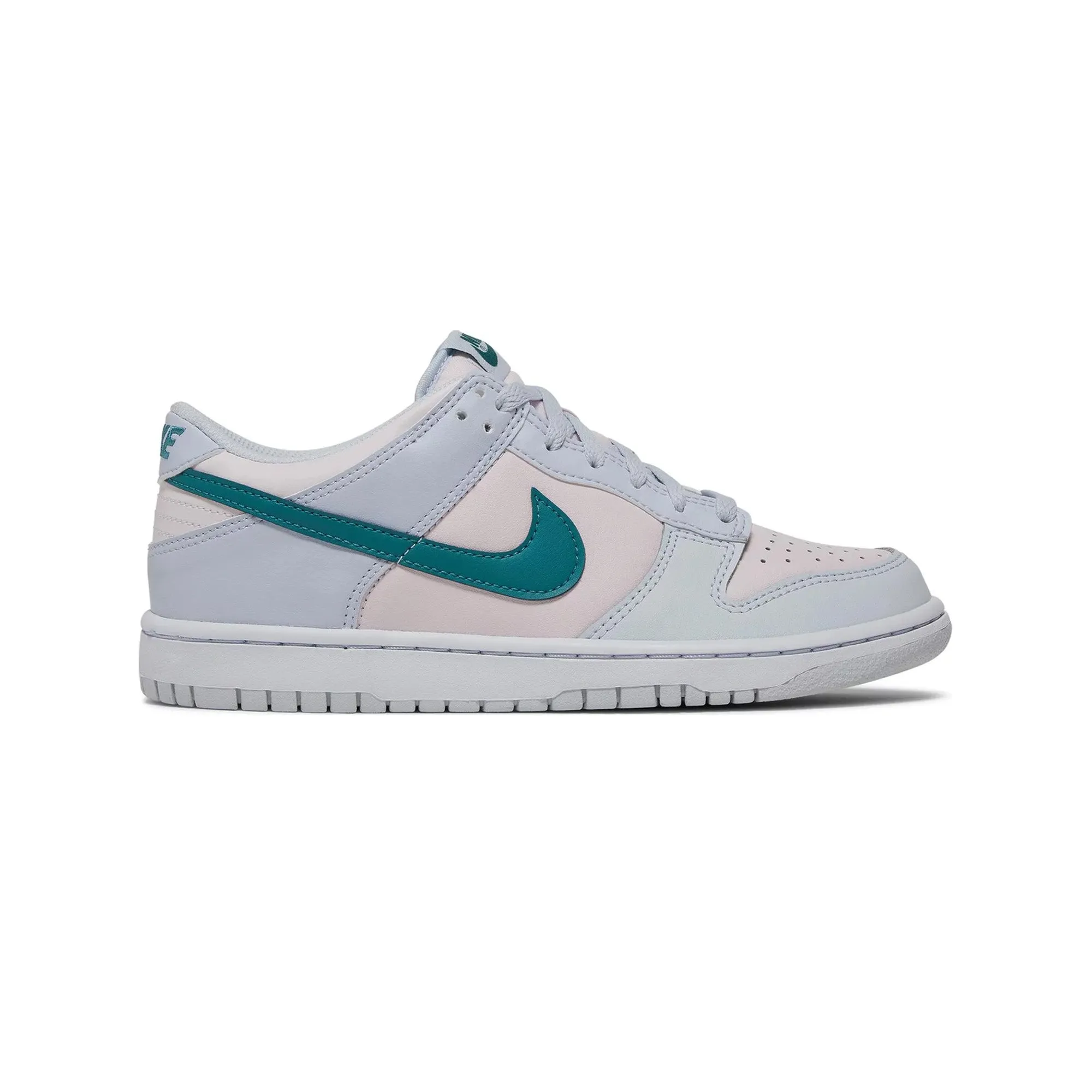 Stretch Comfort Modern Construction Nike Dunk Low 'Mineral Teal' GS (2022)