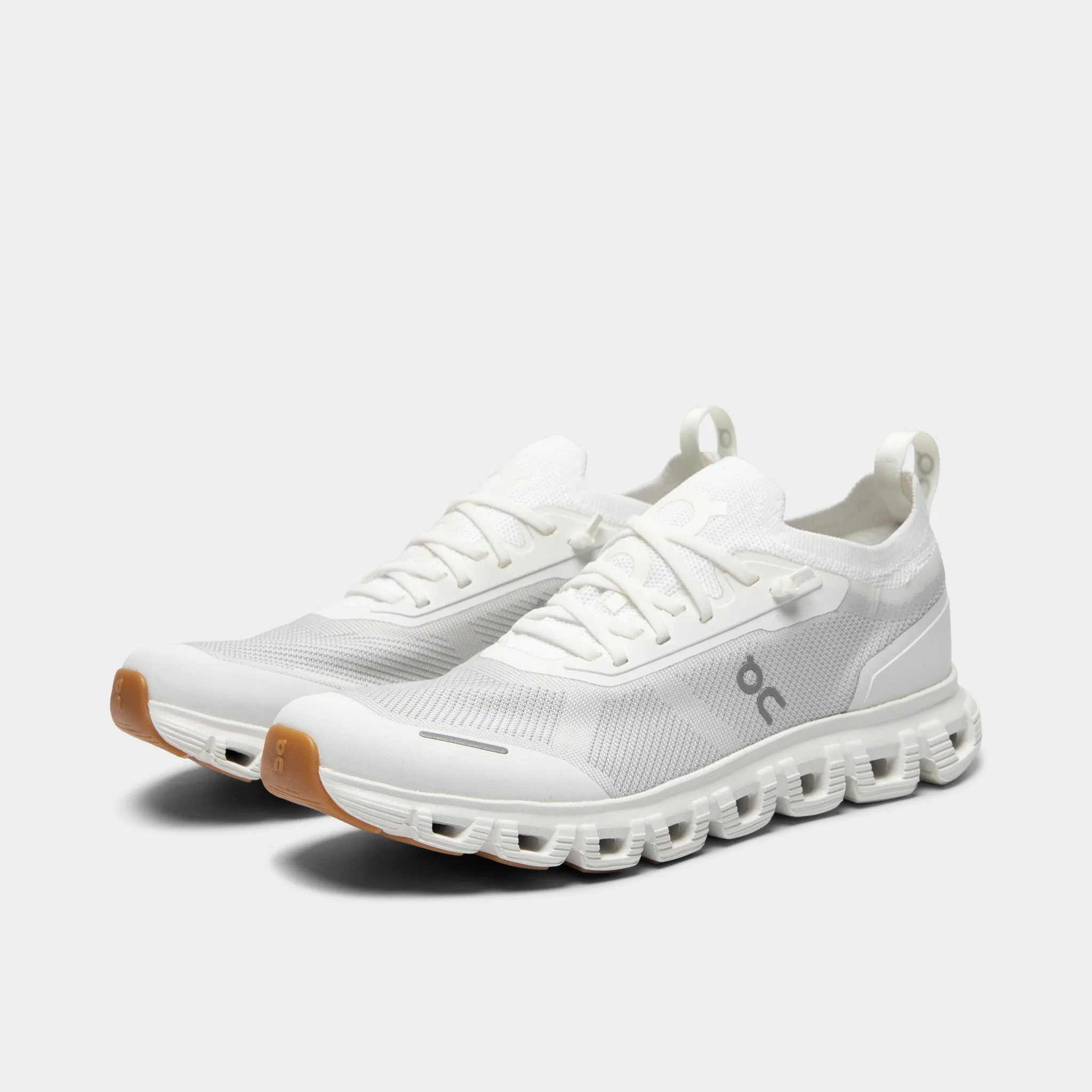 On Women's Cloud 6 Versa White / White Boho Free forest walk