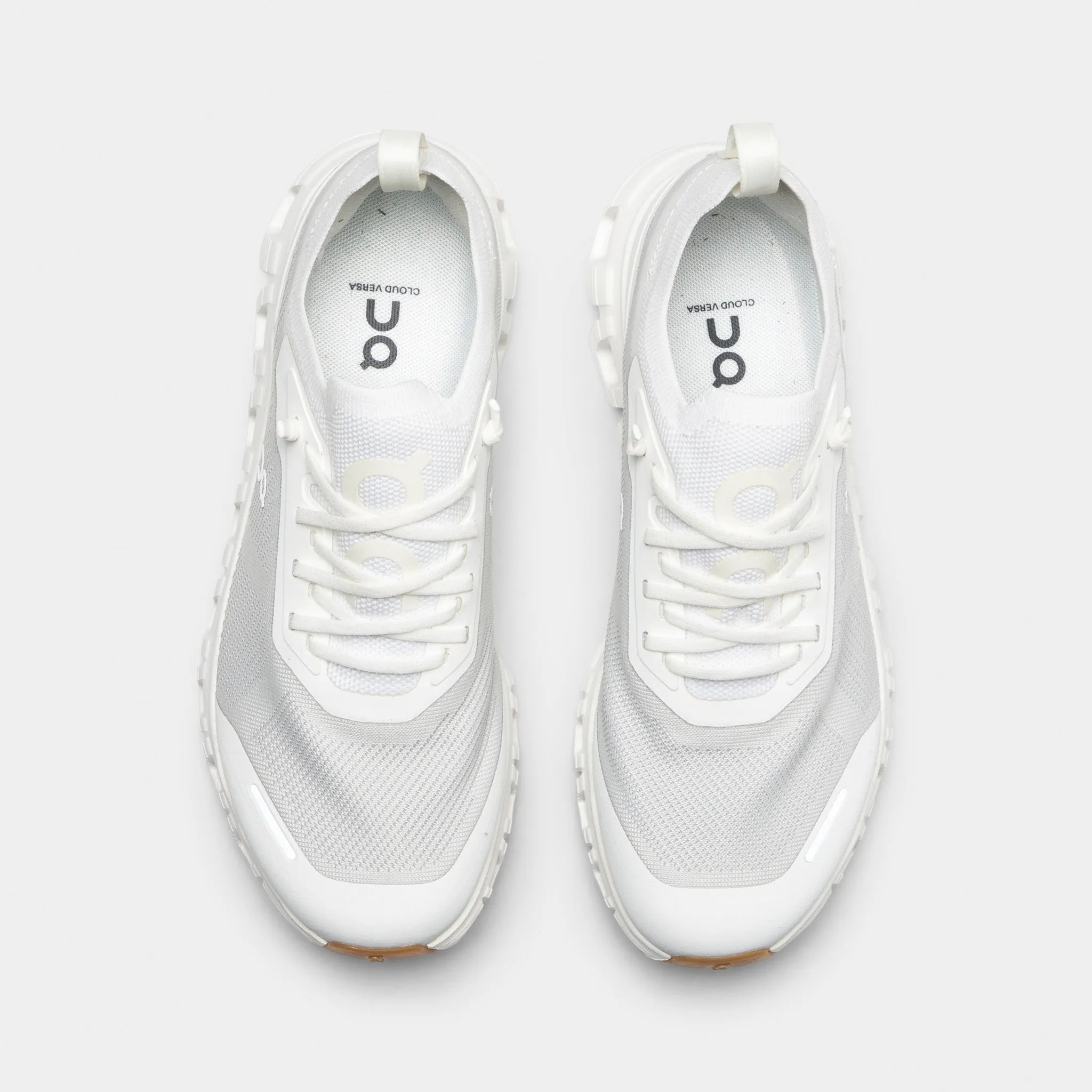 On Women's Cloud 6 Versa White / White Padded collar Cool Pop