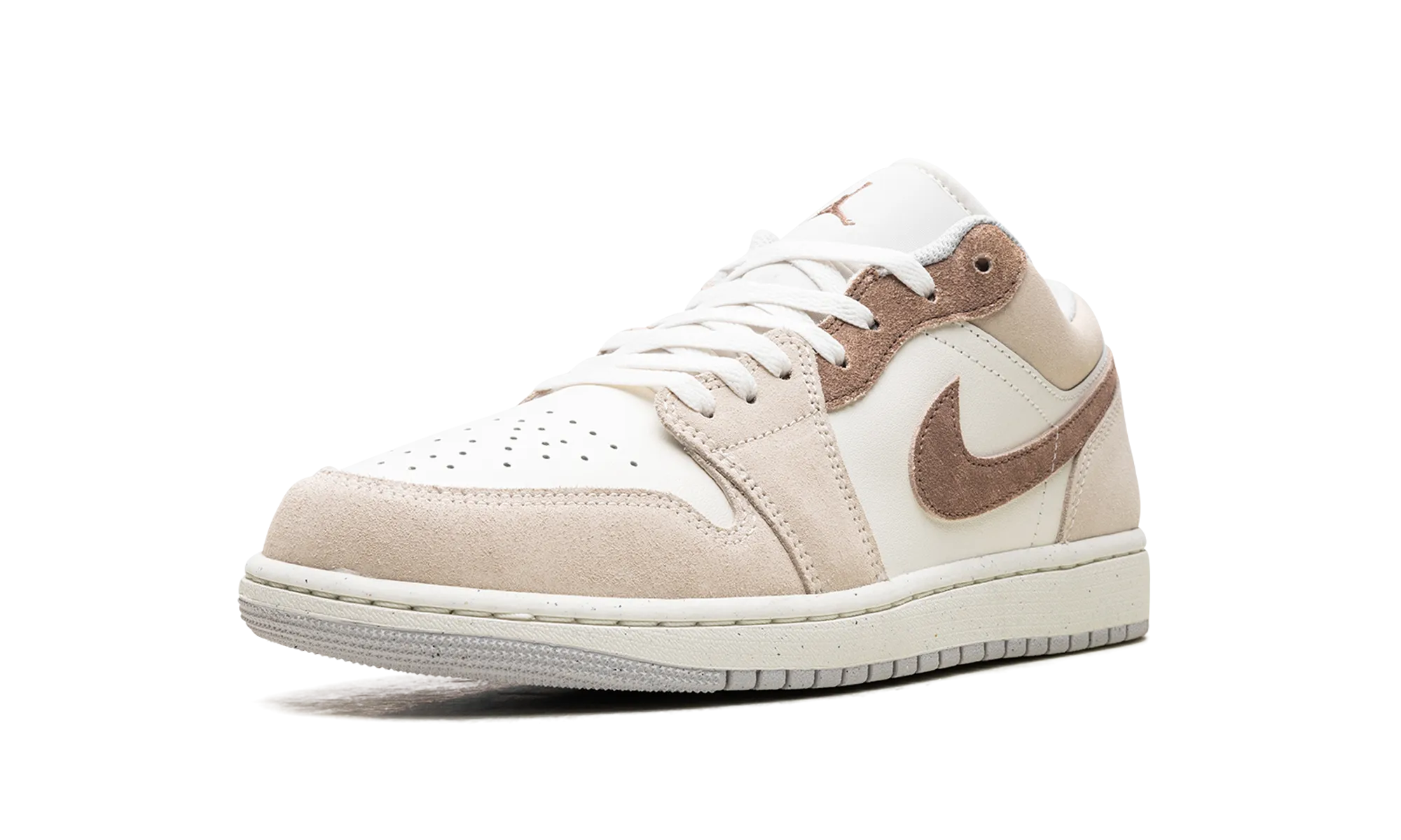 Air Jordan 1 Low "Light Brown" Lightweight Build All-weather breathability