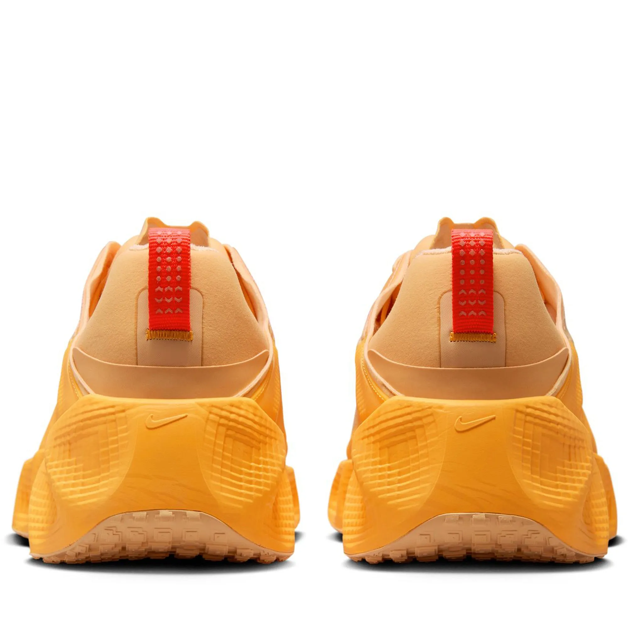 Elevated arch Nike Ava Rover - Celestial Gold/Bright Crimson