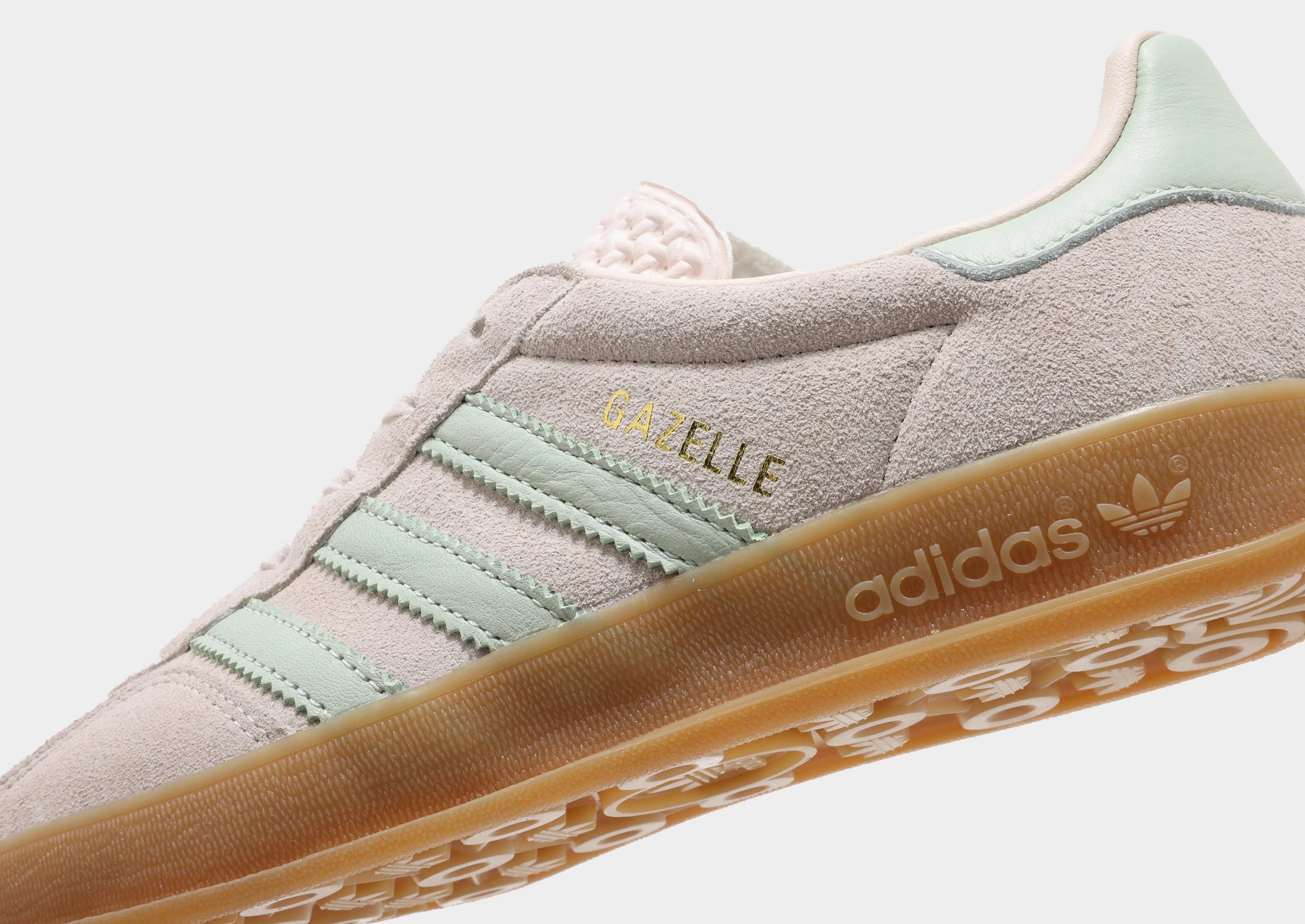 Gazelle Indoor Women's Elastic Collar Padding Gym Shoes