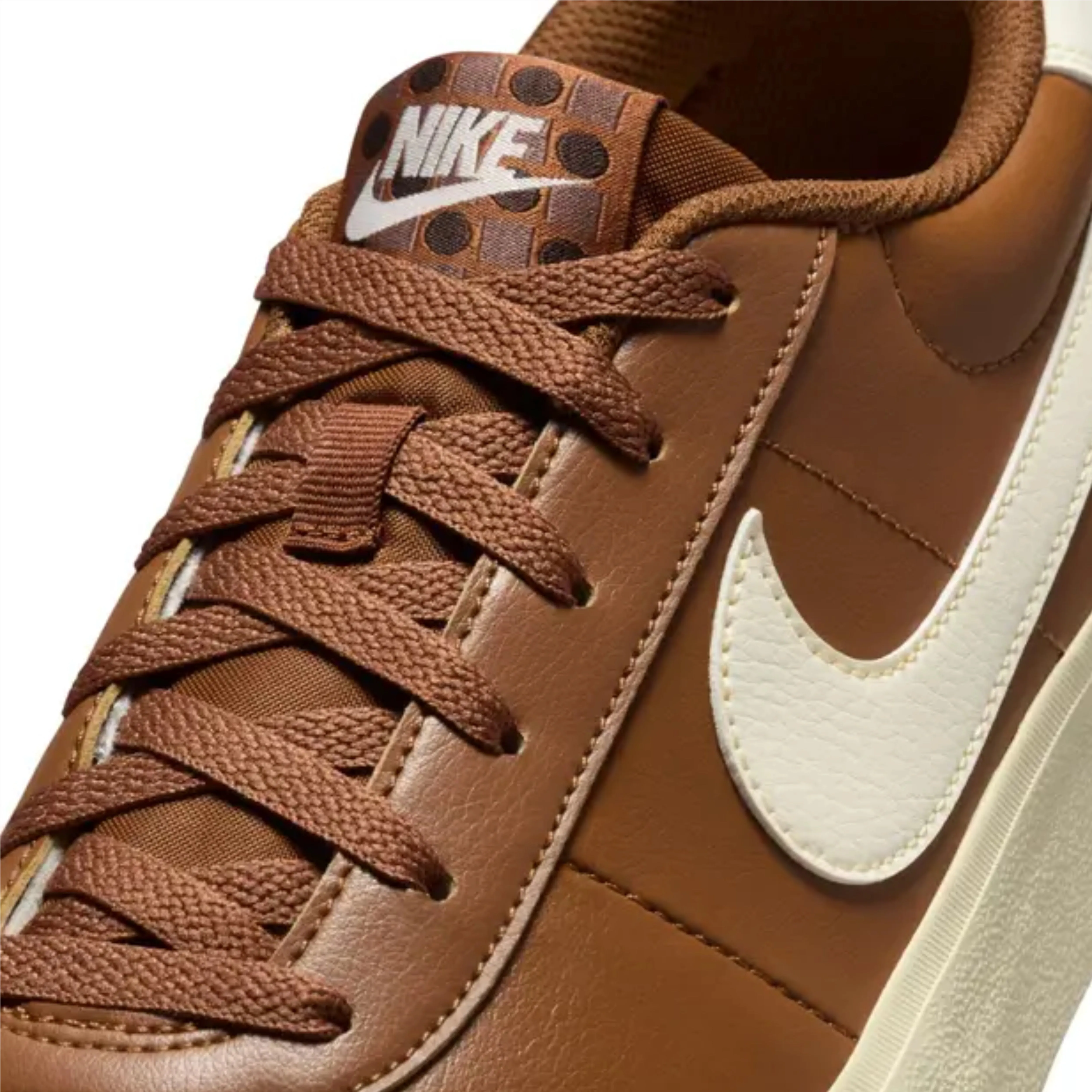 Comfortable Style Molded Heel Cushion Nike | COURT SHOT { LT BRITISH TAN/SOFT PEARL-COCONUT MILK