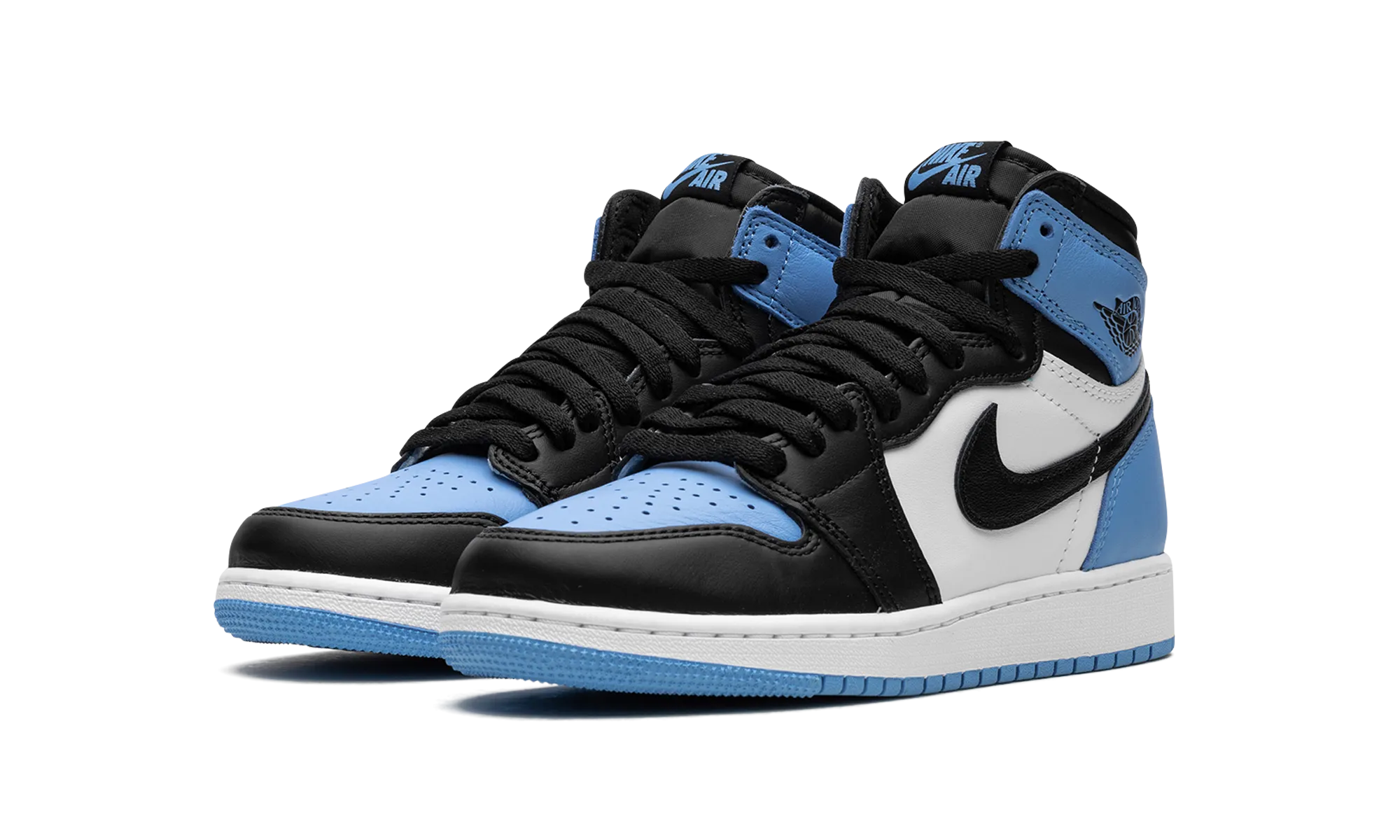Air Jordan 1 Retro High OG GS "UNC Toe" Foot Hugging Motion Support