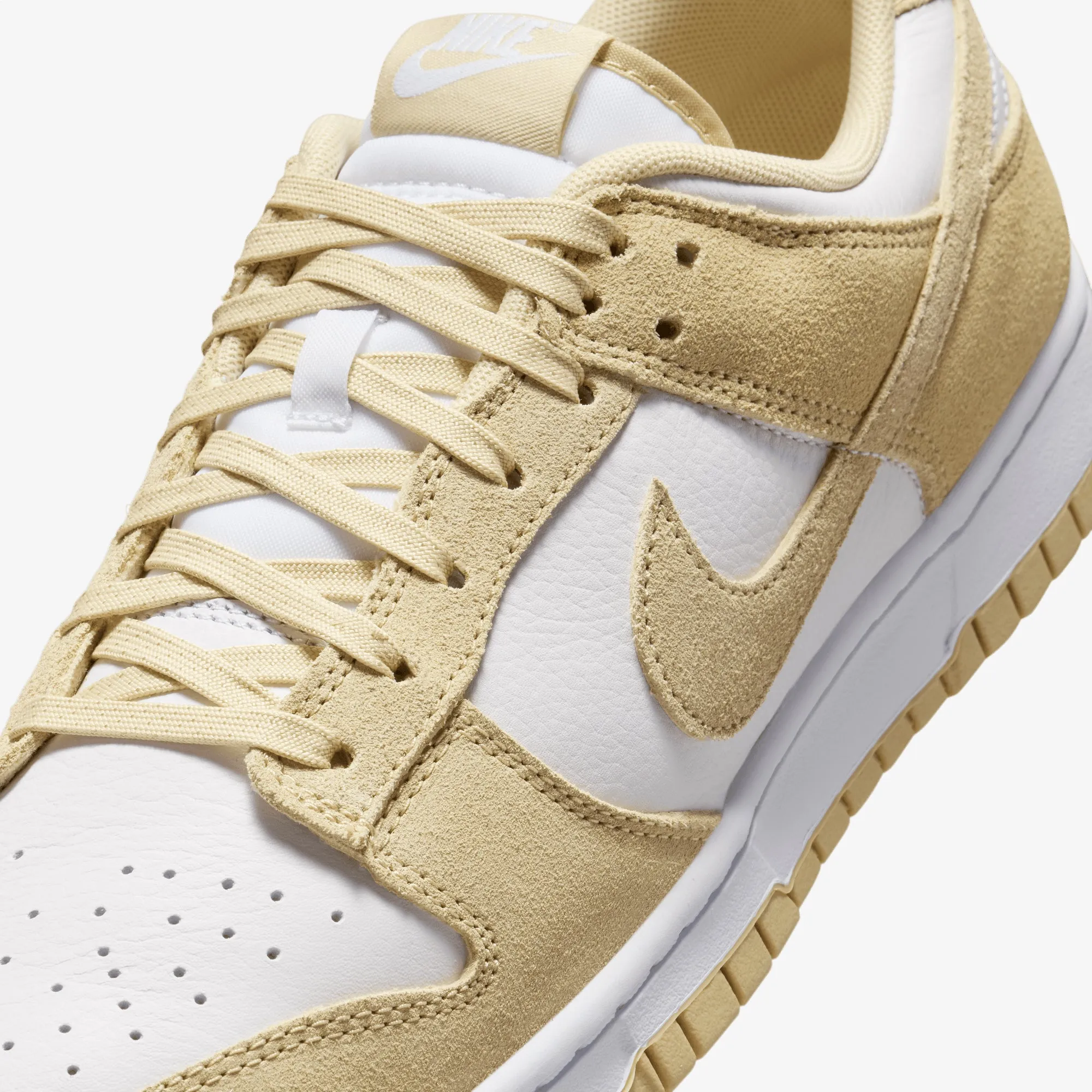 Tailored Design NIKE | DUNK LOW RETRO { WHITE/TM GOLD-WHITE