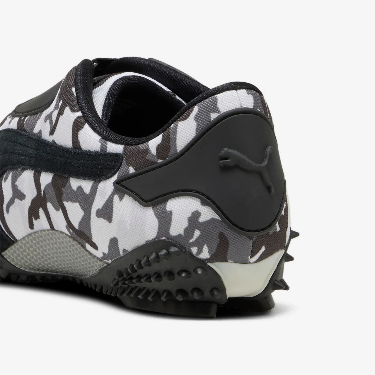 Compact Form Vintage Cool Mostro Camo