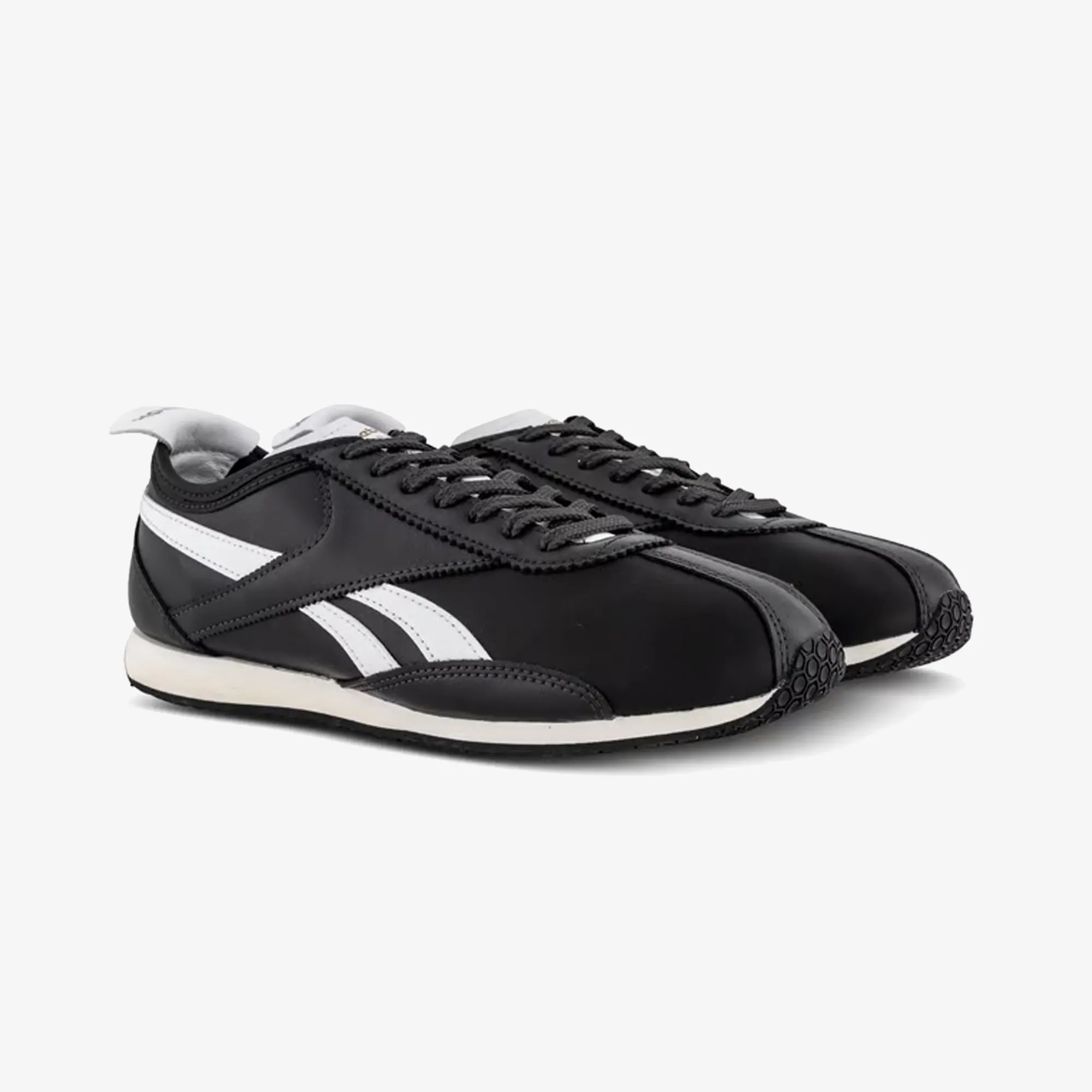 Reebok | R400 { WASHED BLACK/CHALK Everywhere Fit