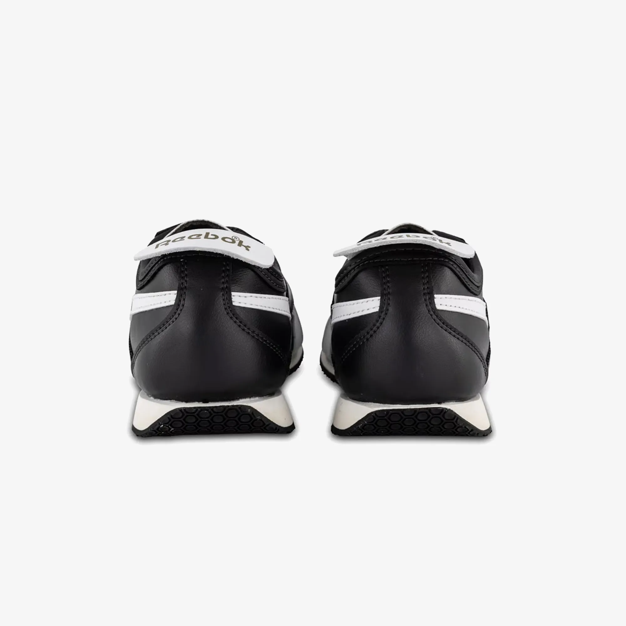 Reebok | R400 { WASHED BLACK/CHALK Stretch Fabric Active People Garden Mood
