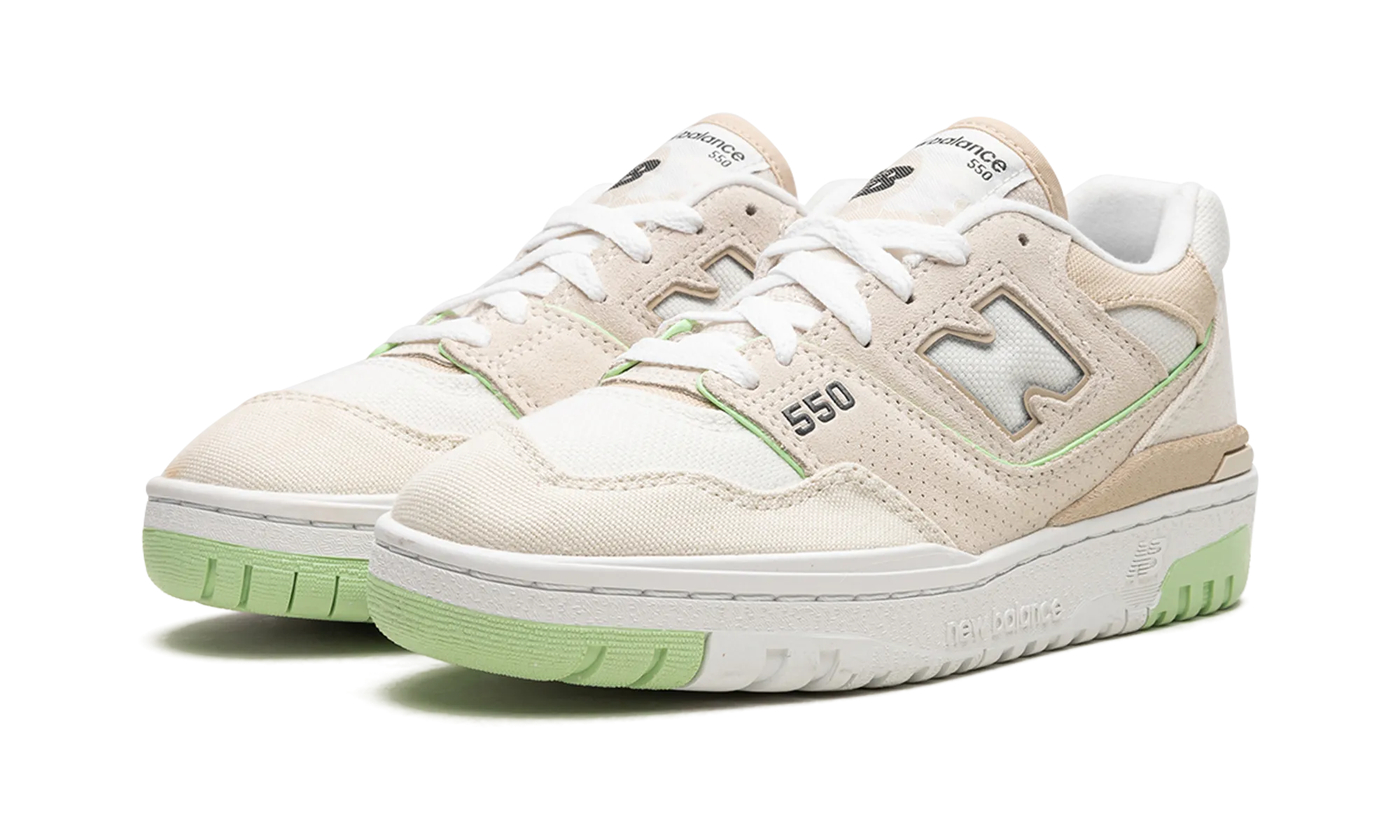 Fall - appropriate 550 WMNS "Turtledove Green Aura"