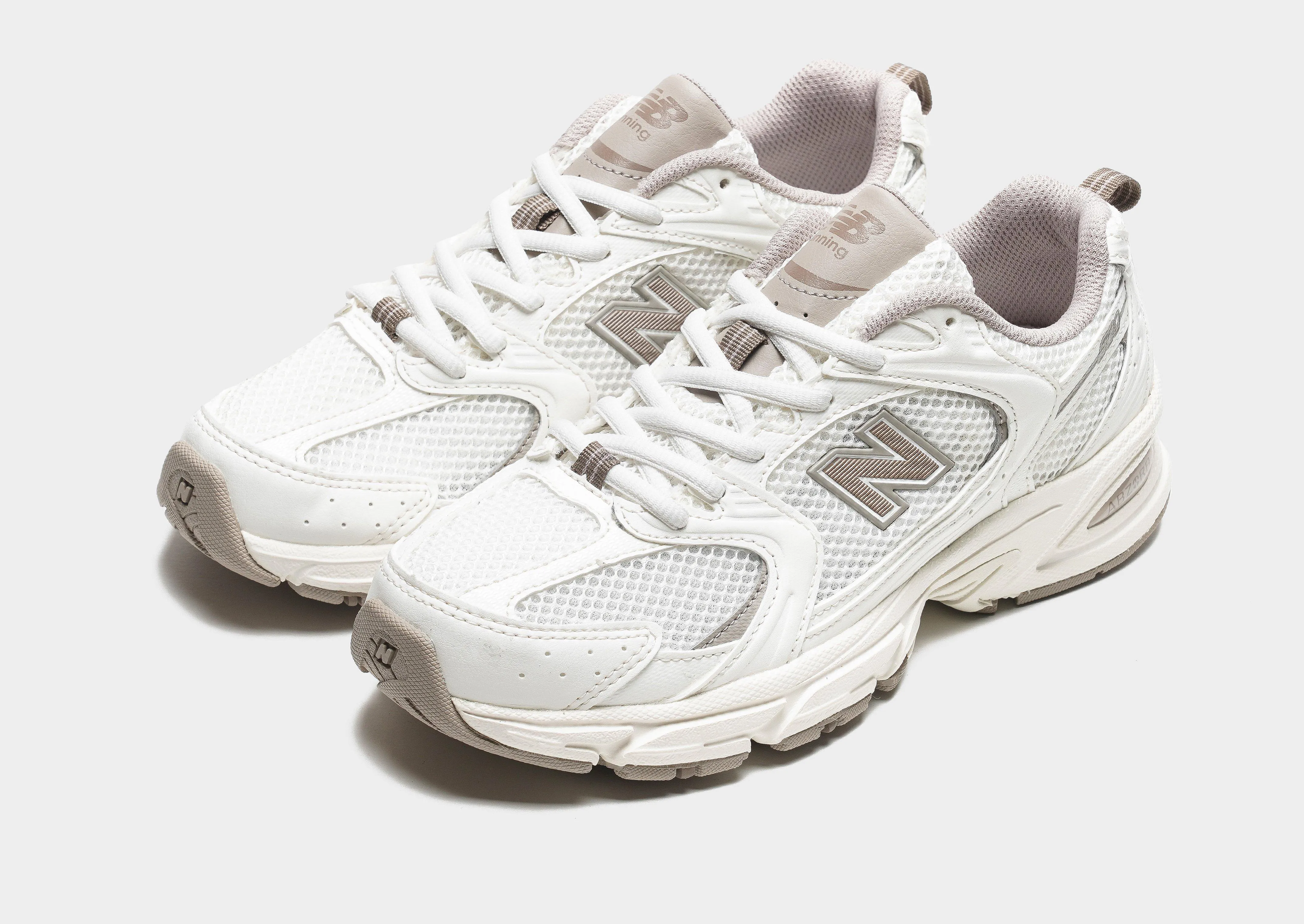 lightweight breathable shoes 530 Women's