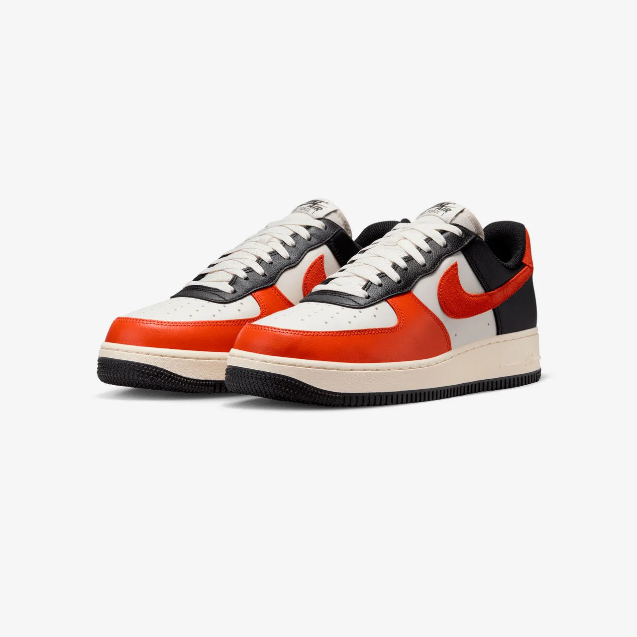 Air Force 1 '07 LV8 Comfortable Upper Ventilation Channel Design
