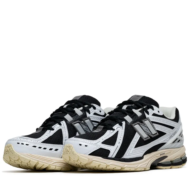 Ultra Flexible Classic Power New Balance 1906R - White/Black Metallic