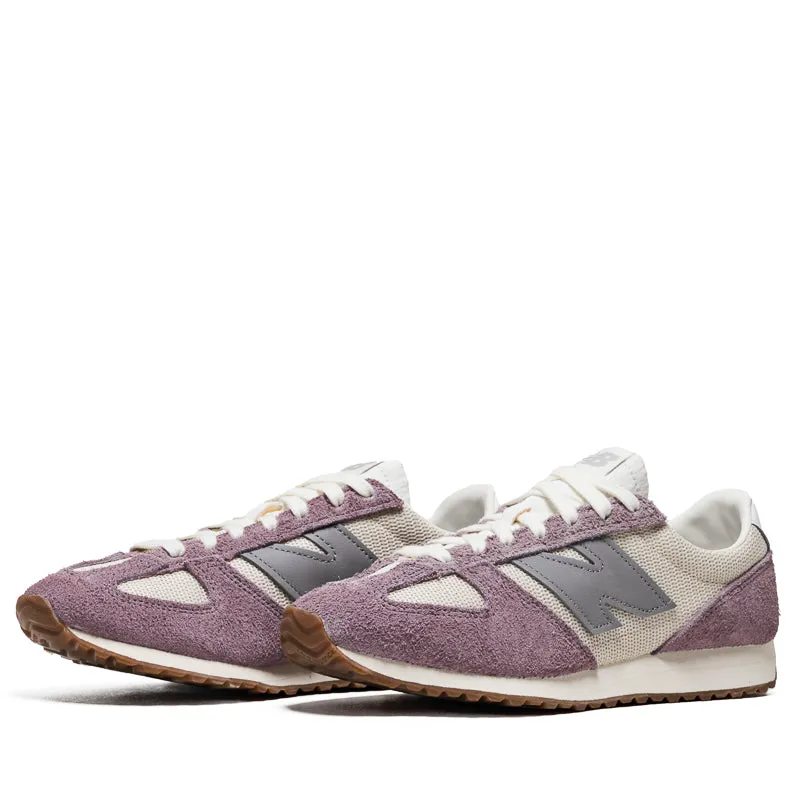 New Balance 471 - Linen/Ice Wine Contemporary Chic