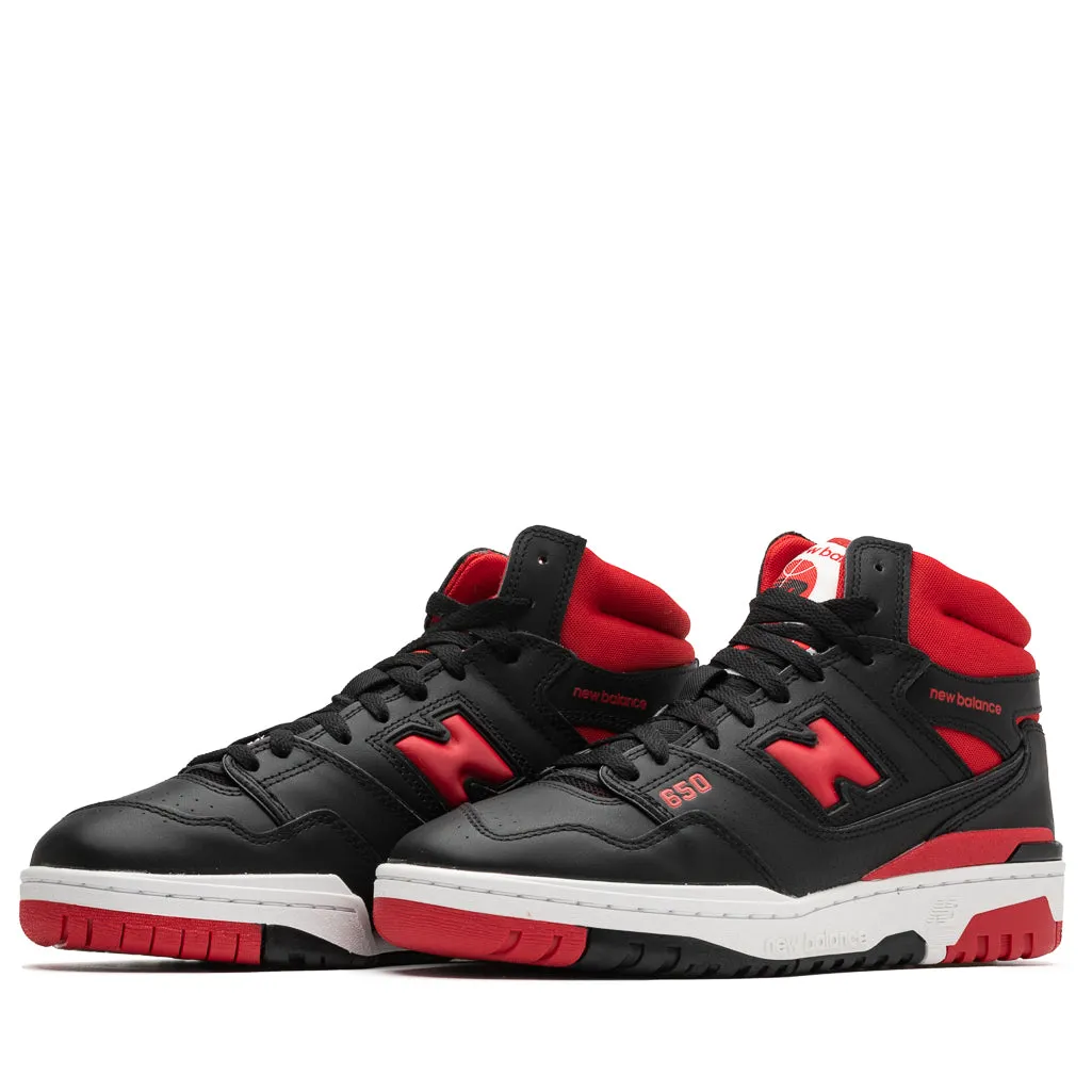 Weekend Vibes Urban Trends New Balance 650R - Black/Red